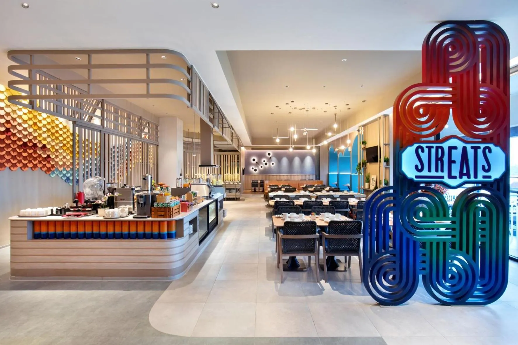 Restaurant/places to eat in ibis Styles Semarang Simpang Lima