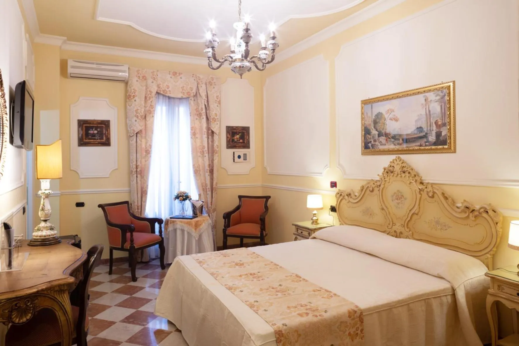 Photo of the whole room, Bed in Hotel Trinacria