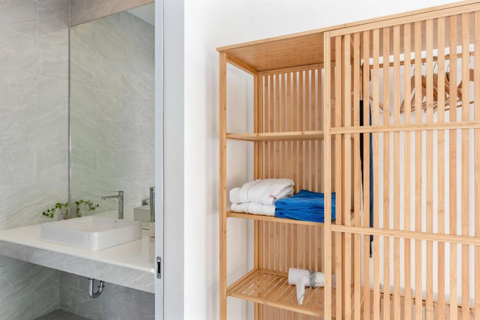 towels in Bougain Villas