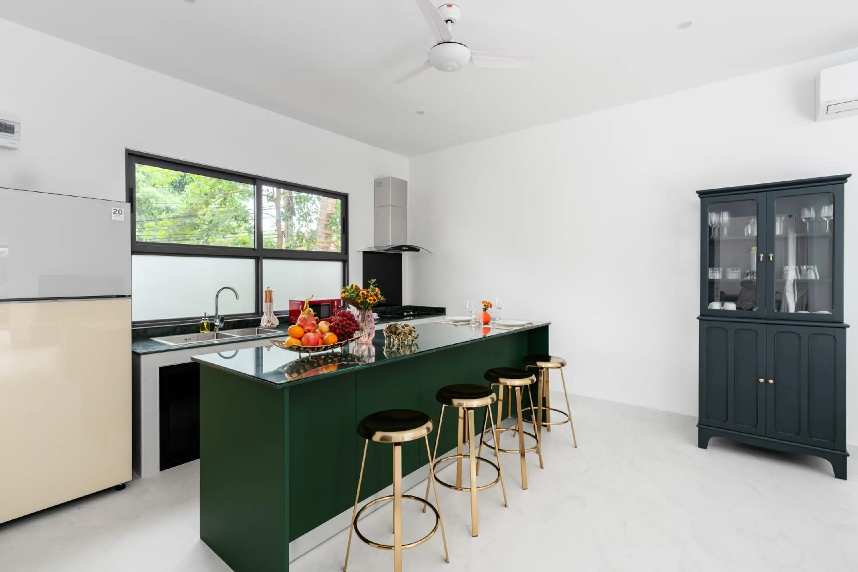 Kitchen or kitchenette in Bougain Villas