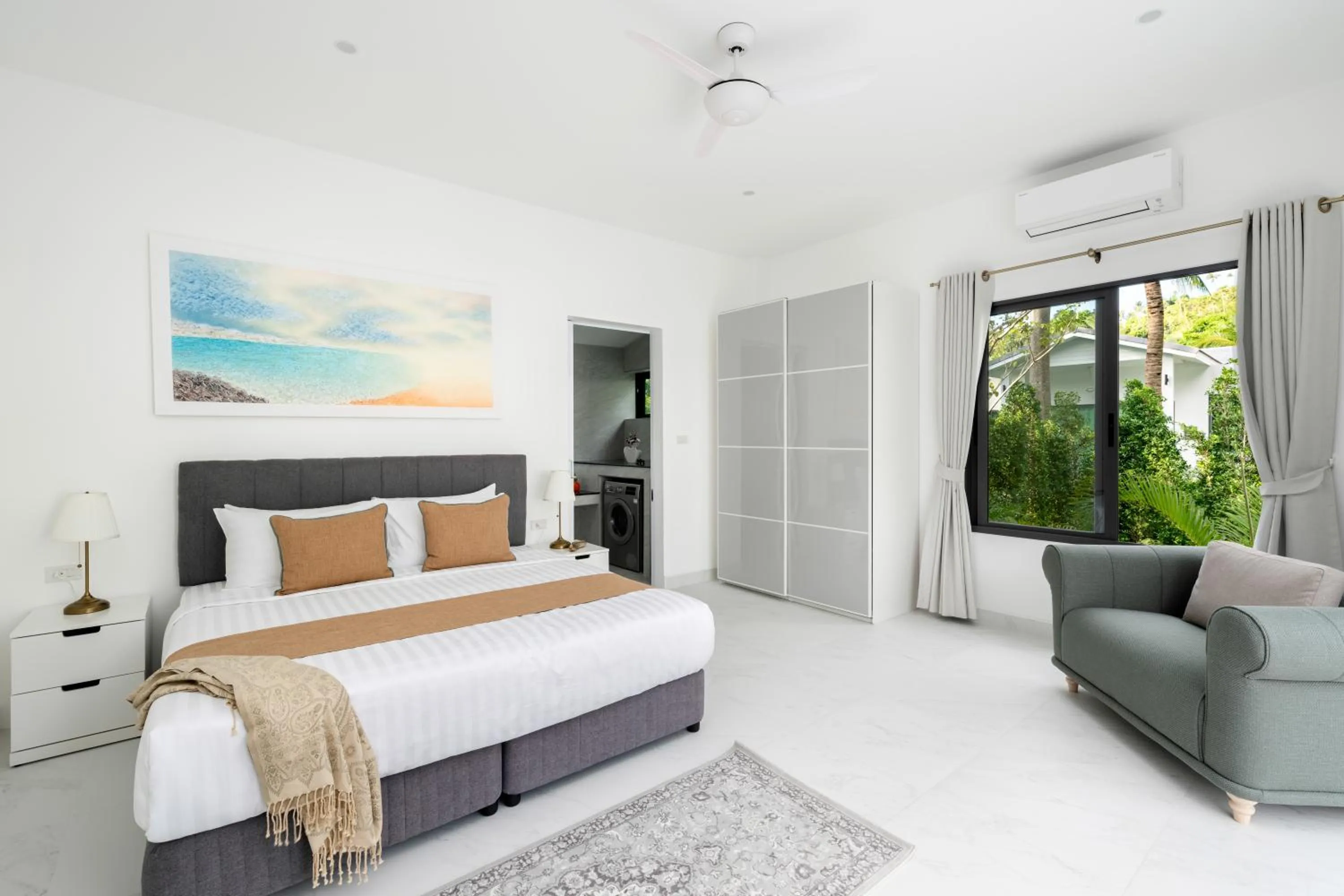 Bedroom, Bed in Bougain Villas