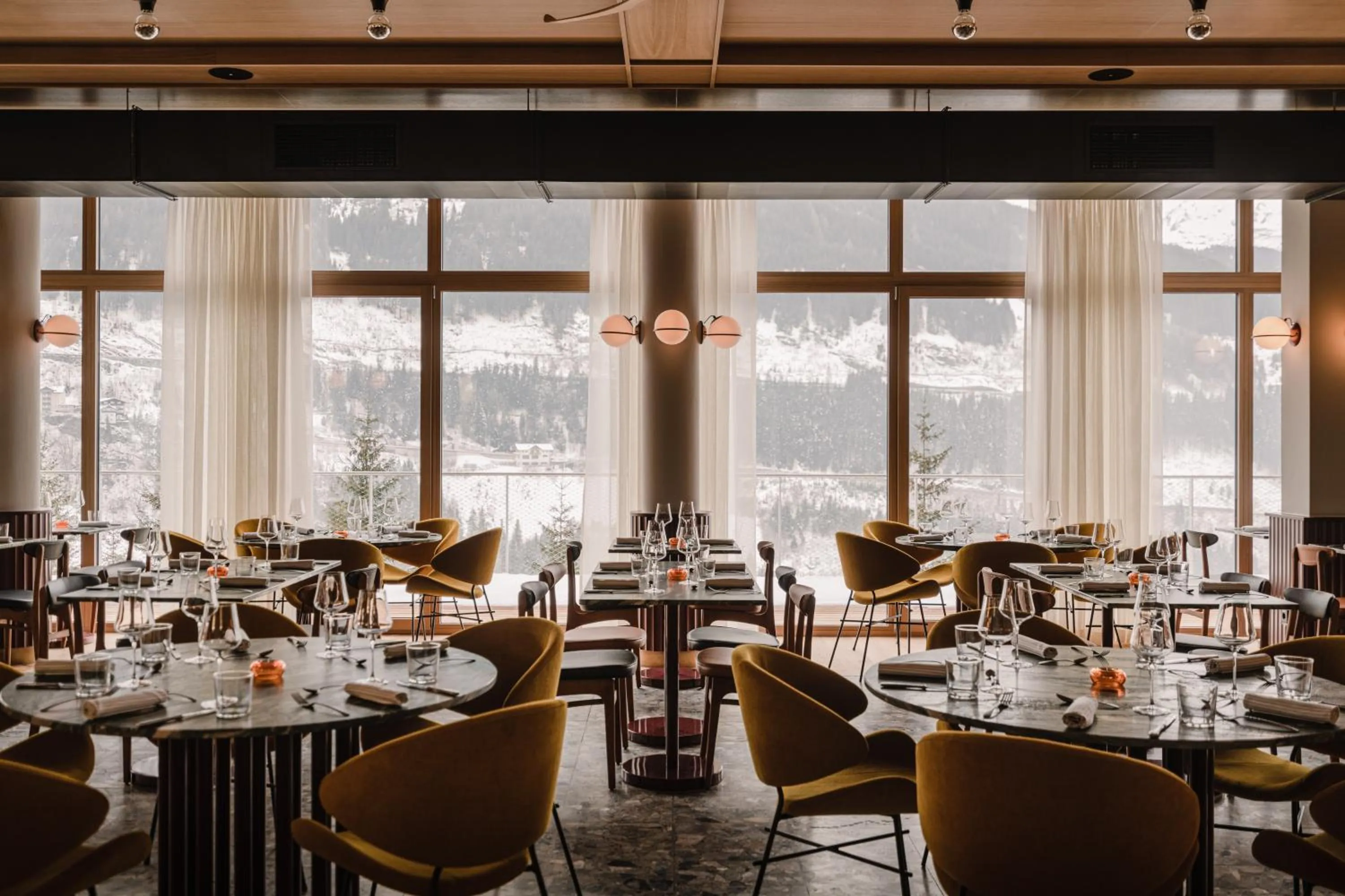 Restaurant/places to eat in The Comodo Bad Gastein, a Member of Design Hotels