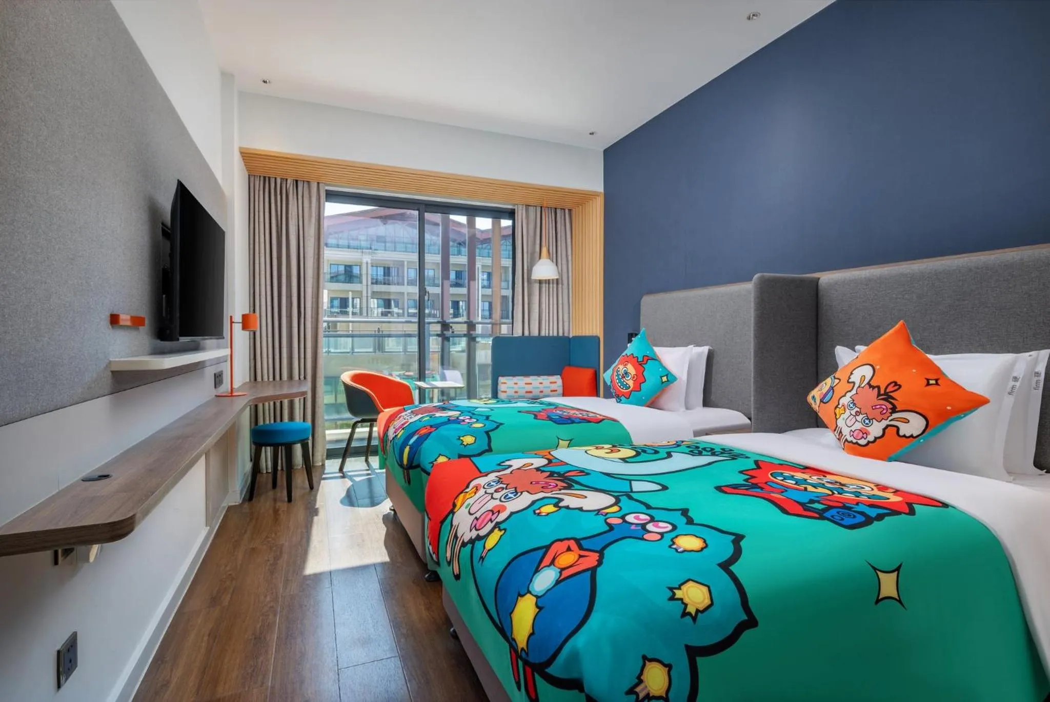 Photo of the whole room, Bed in Holiday Inn Express Guiyang Qingyan by IHG