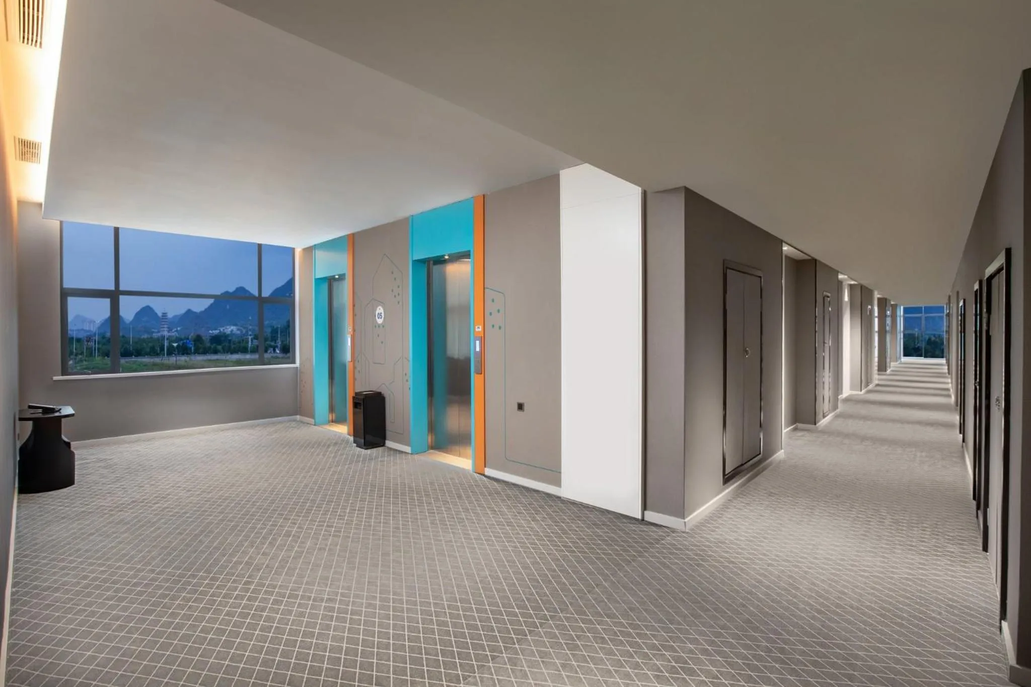 Lobby or reception in Holiday Inn Express Guiyang Qingyan by IHG