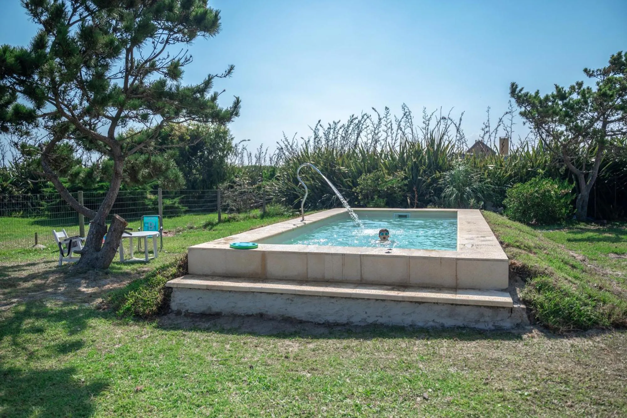 Swimming pool in Portobello Suites Hotel