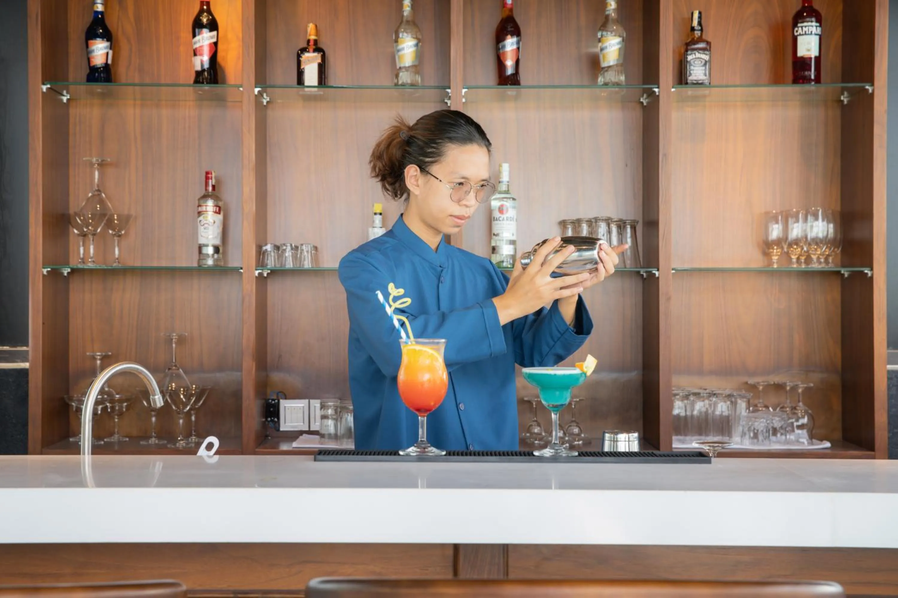 Lounge or bar in The Sail Hotel - My Khe Beach