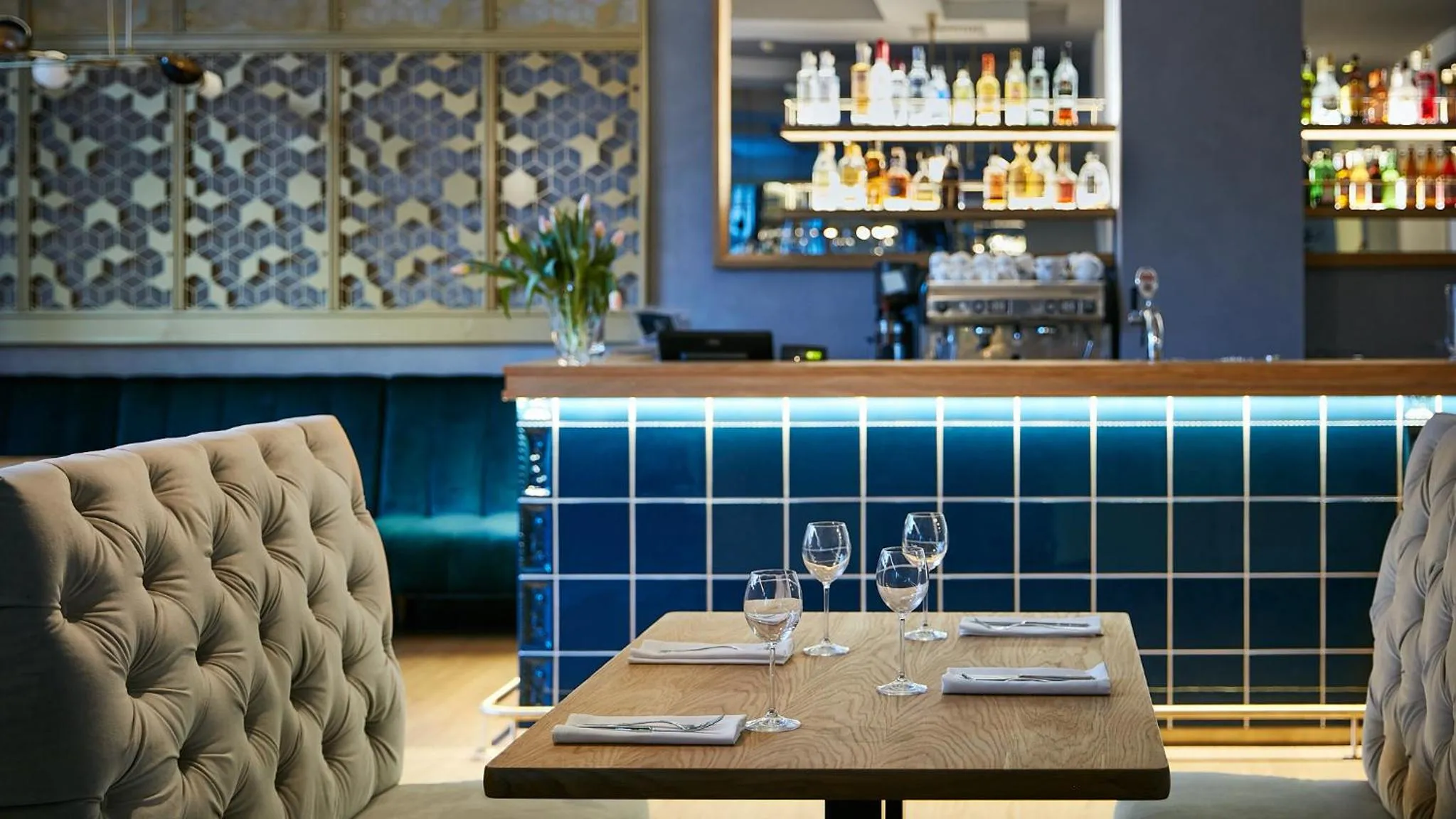 Lounge or bar in Hotel Apis