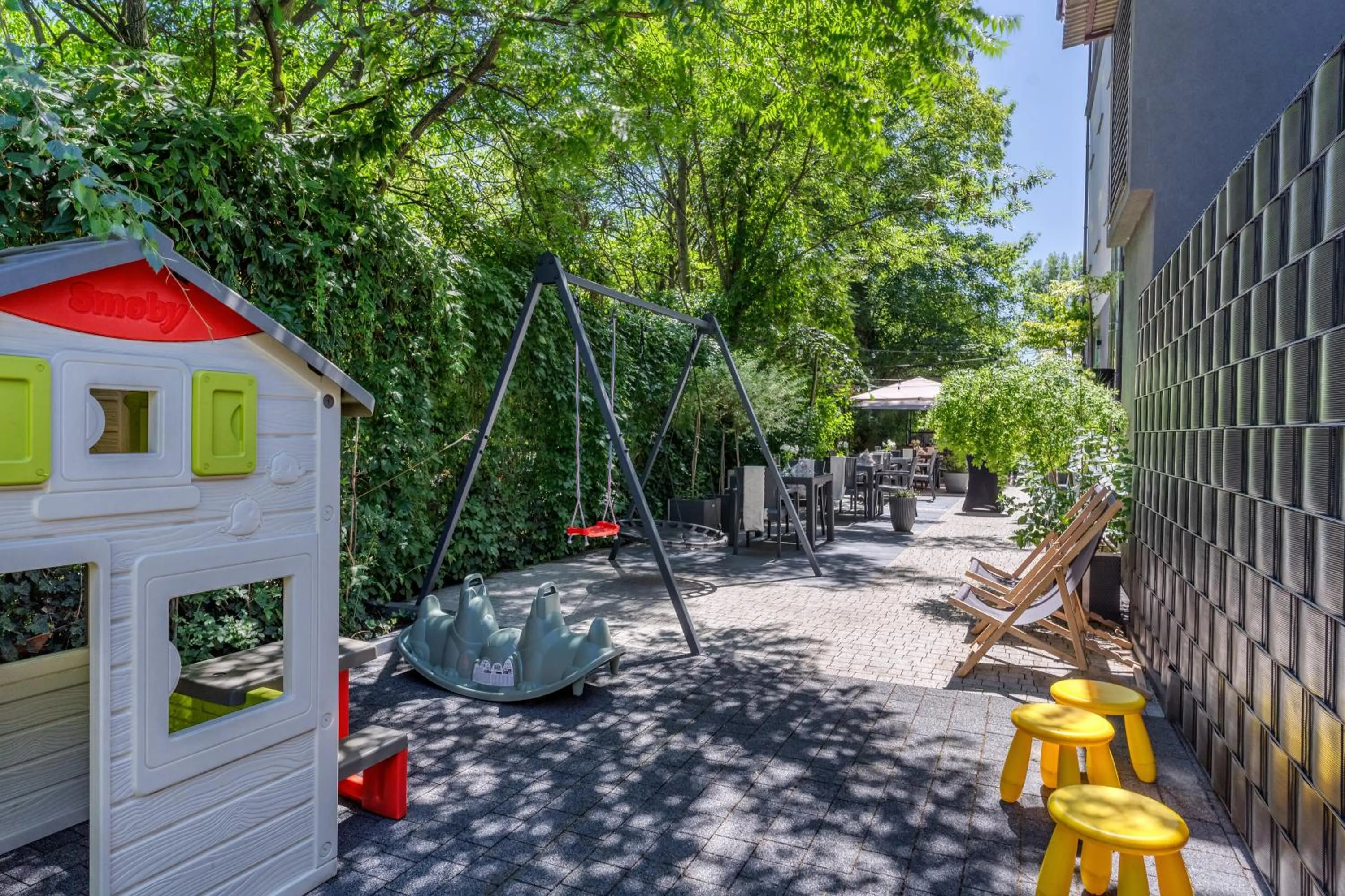 Property building in Hotel Apis