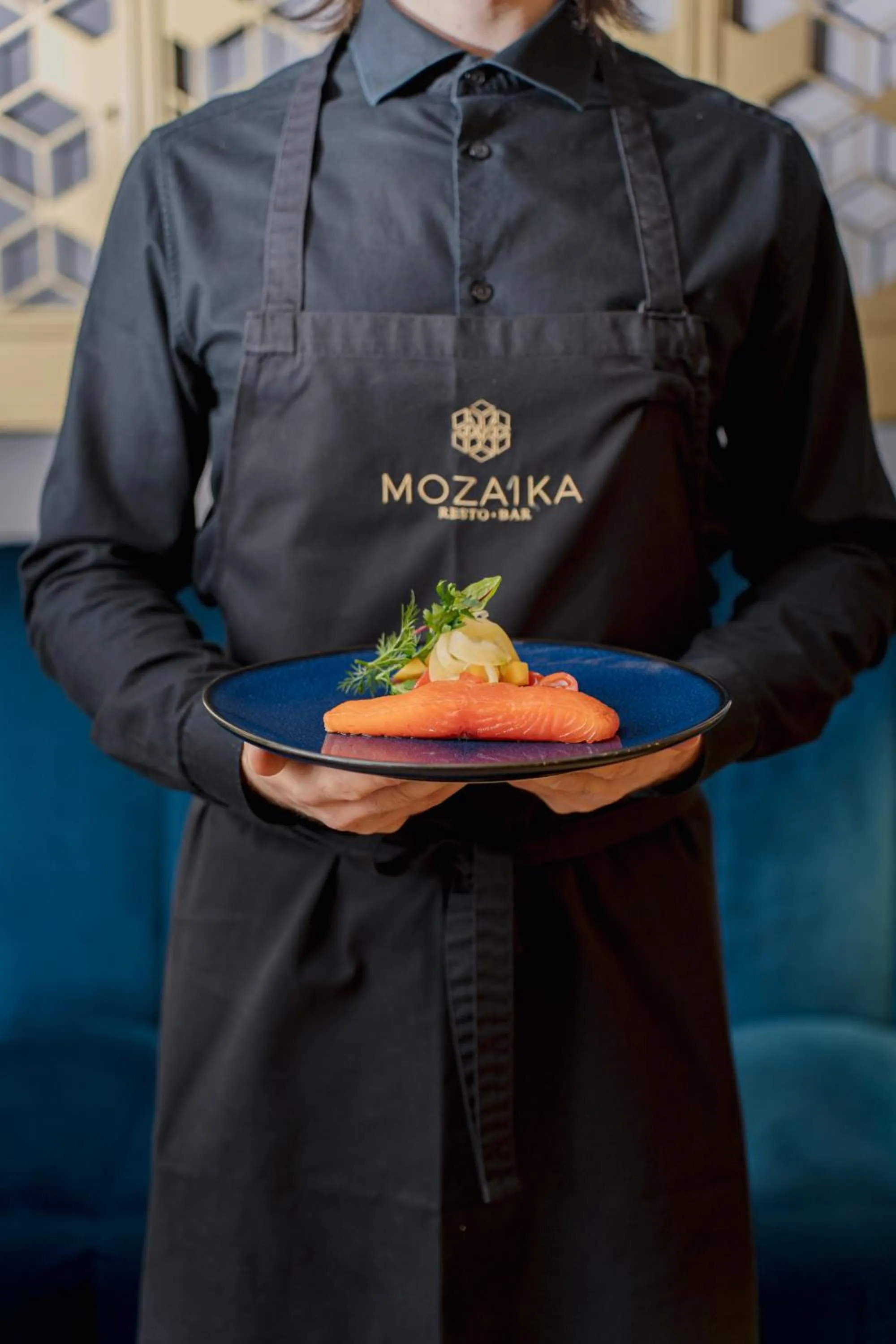 Restaurant/places to eat in Hotel Apis