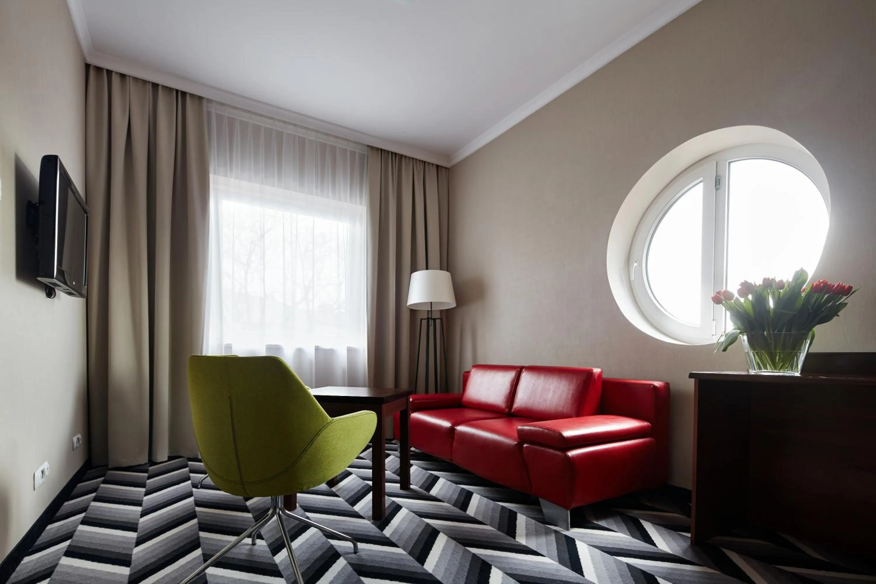 Seating area in Hotel Apis