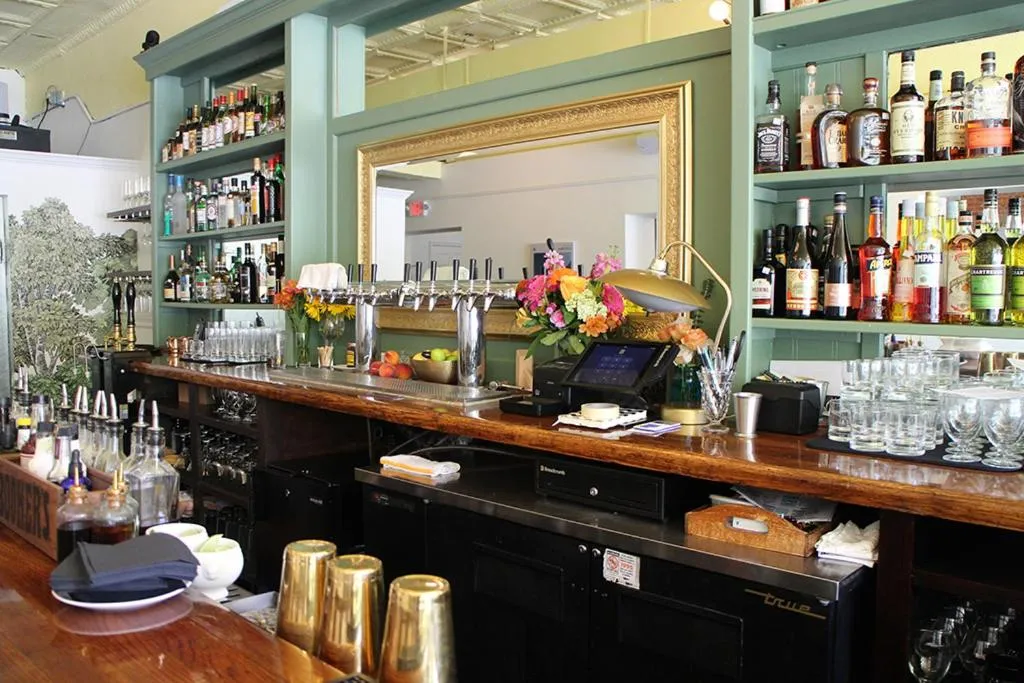 Restaurant/places to eat in The Great Pink Lady with Huge Wrap Around Porch!