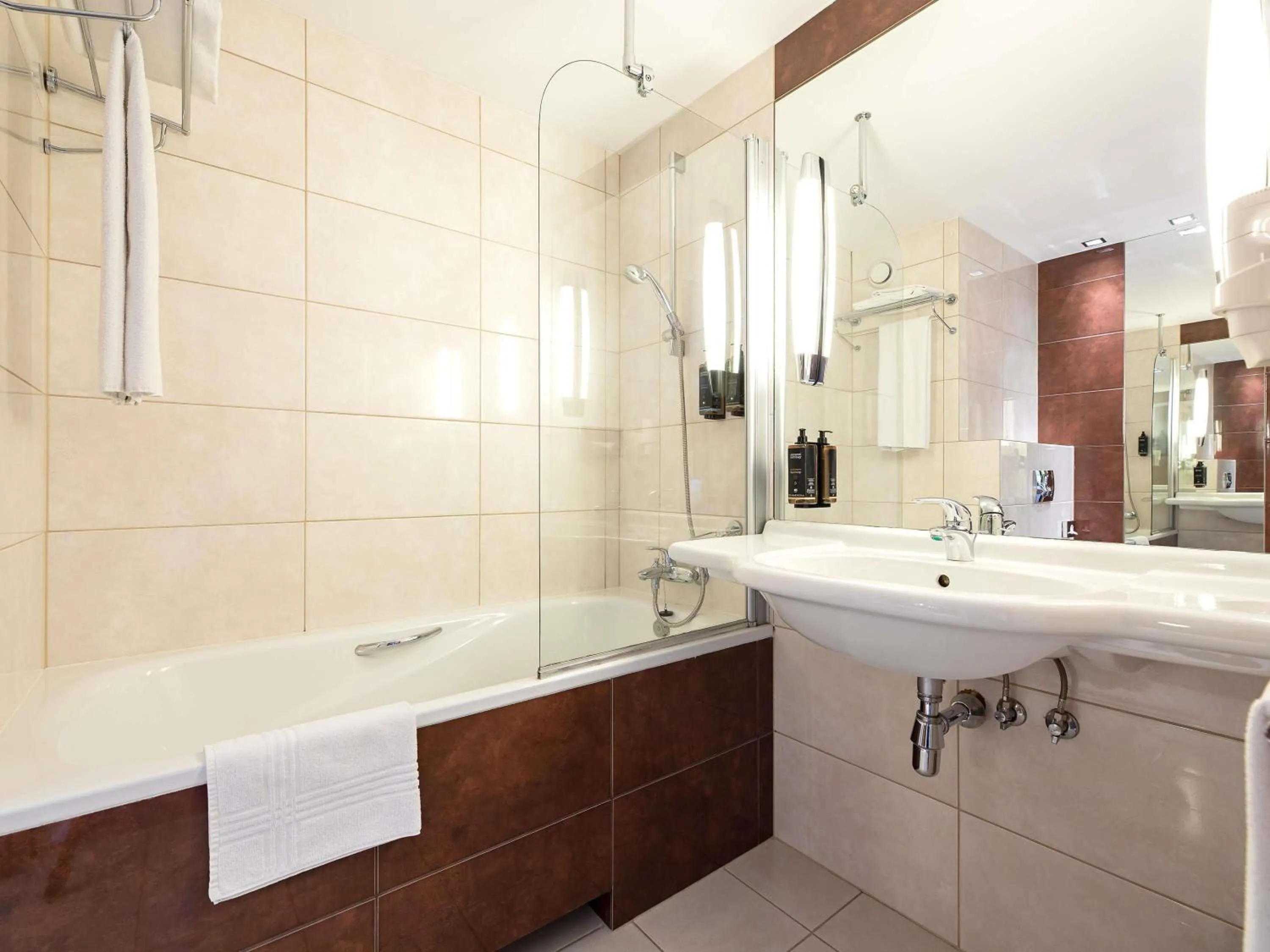 Bedroom in Mercure Karpacz Skalny