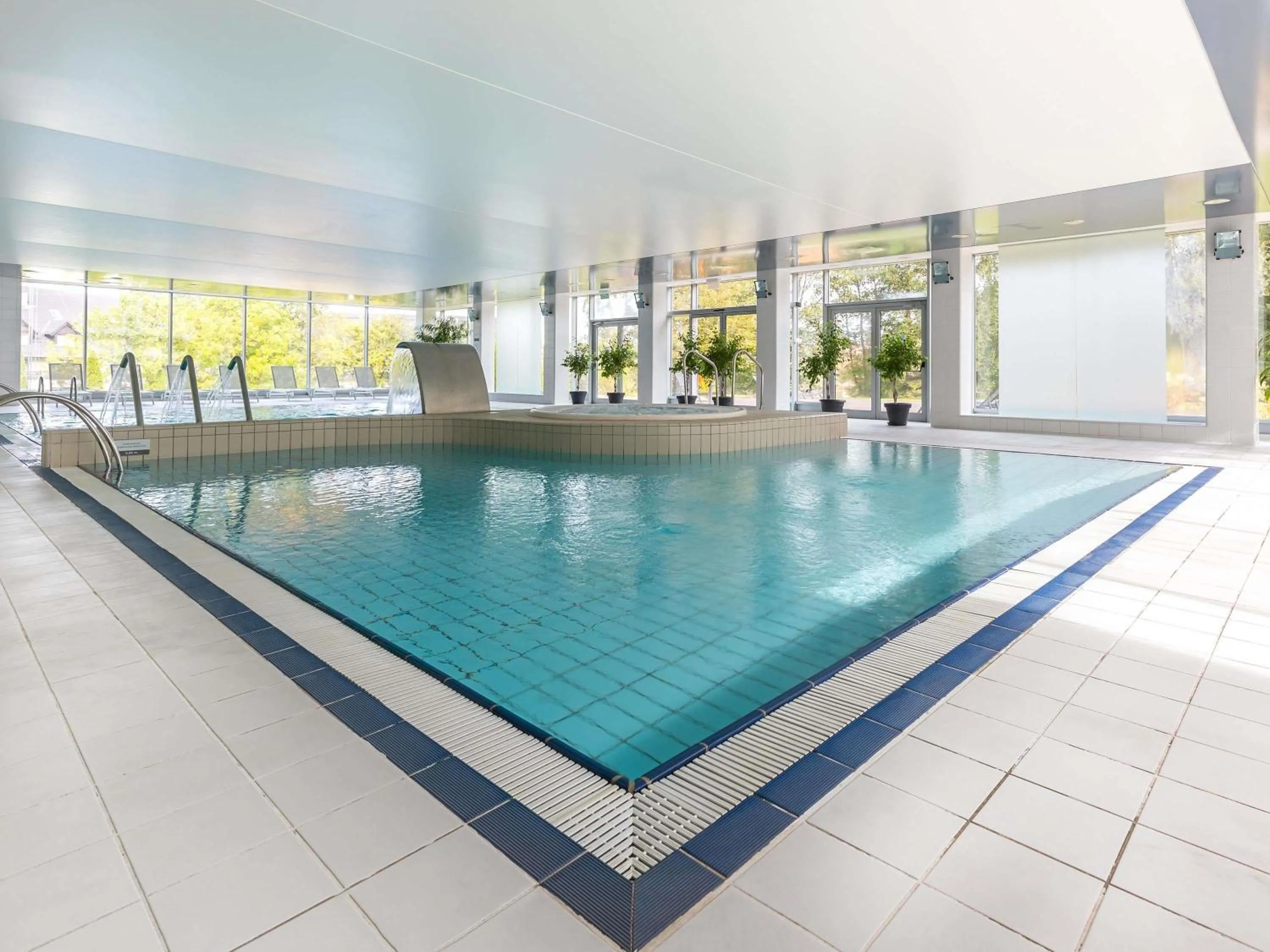 Pool view in Mercure Karpacz Skalny