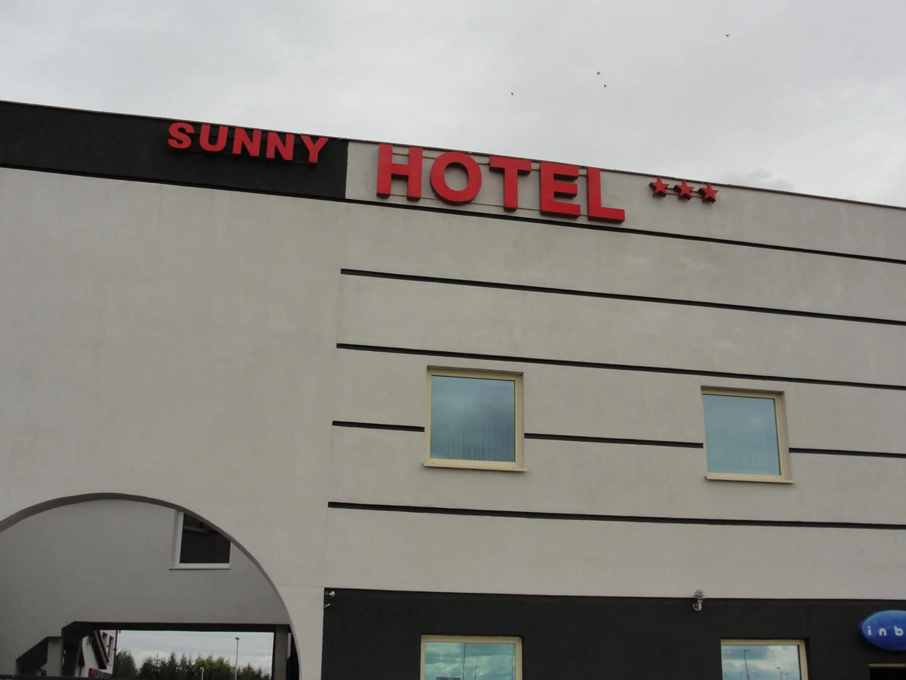 Facade/entrance in Hotel Sunny