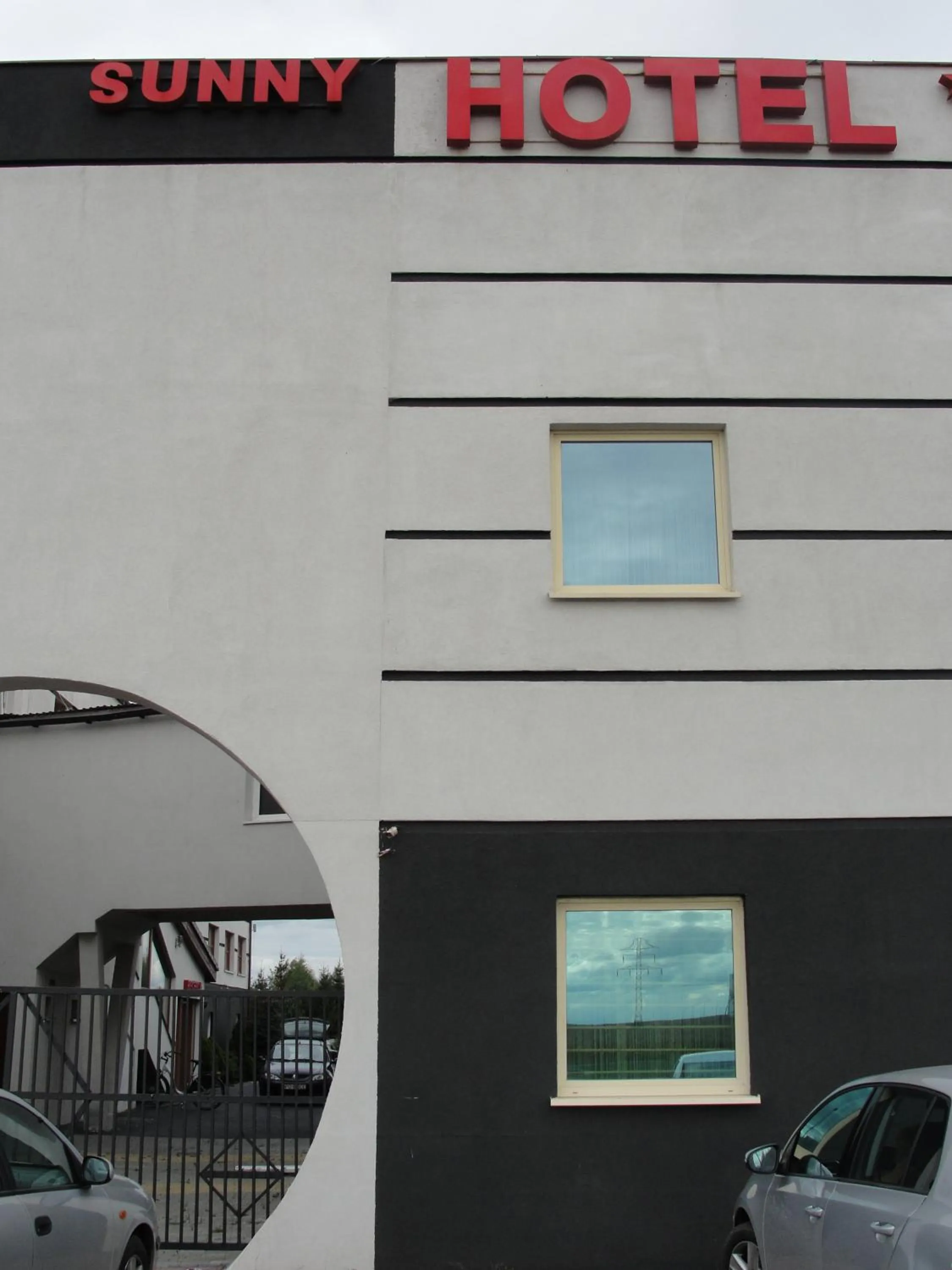 Facade/entrance in Hotel Sunny