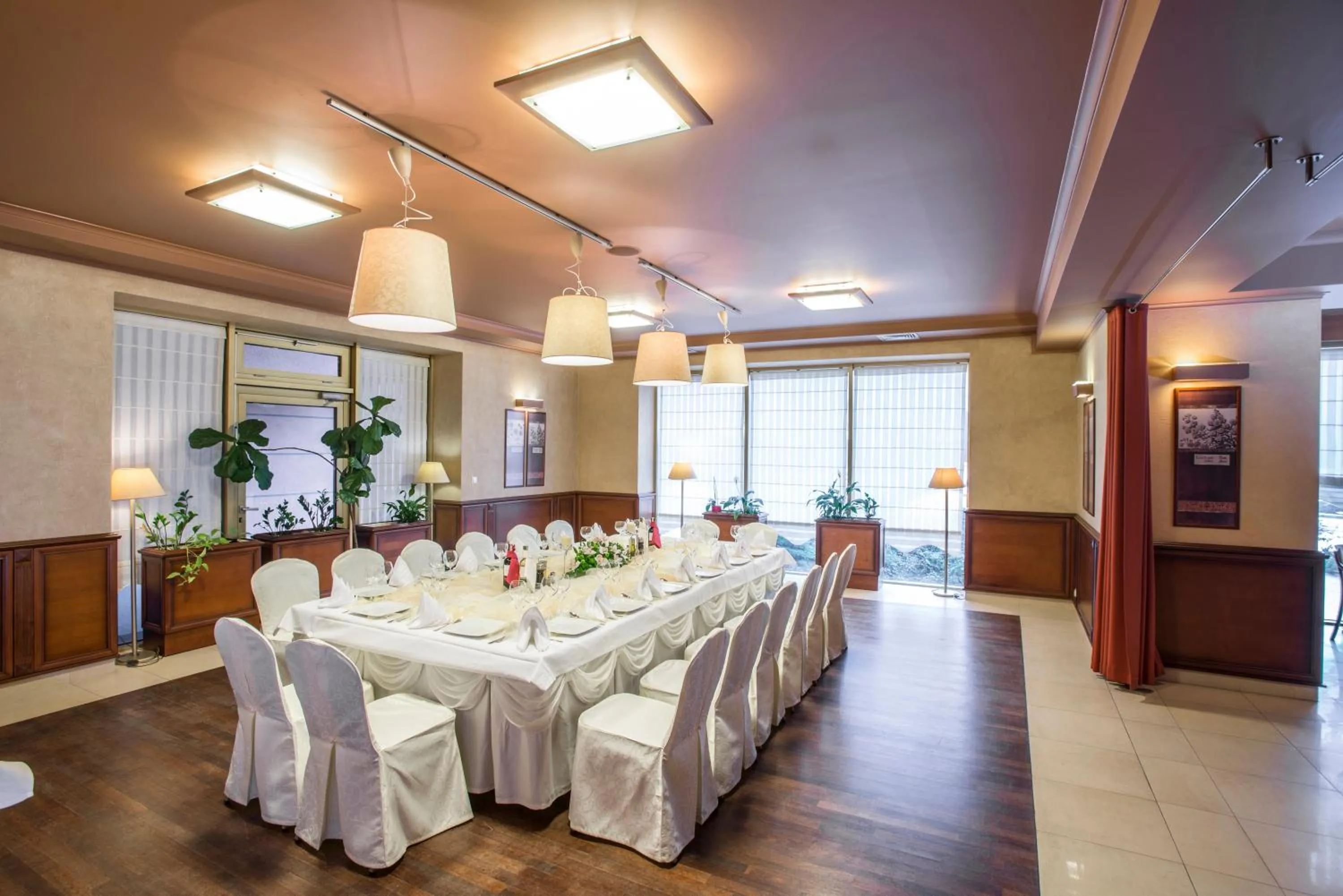 Business facilities in Business Hotel Vega Wrocław