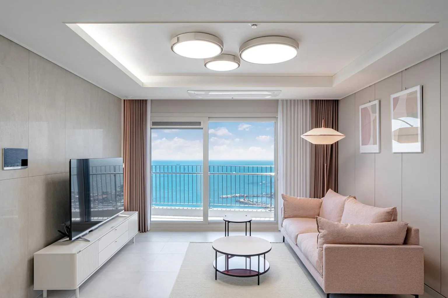 Living room in Le Collective Busan Gijang