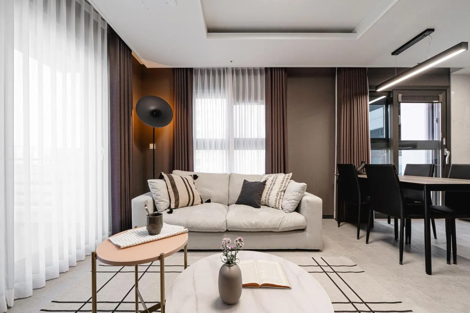 Living room in Le Collective Busan Gijang