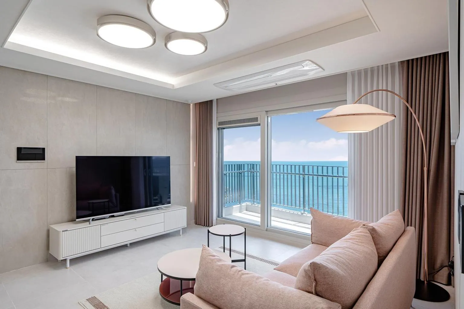 Living room in Le Collective Busan Gijang