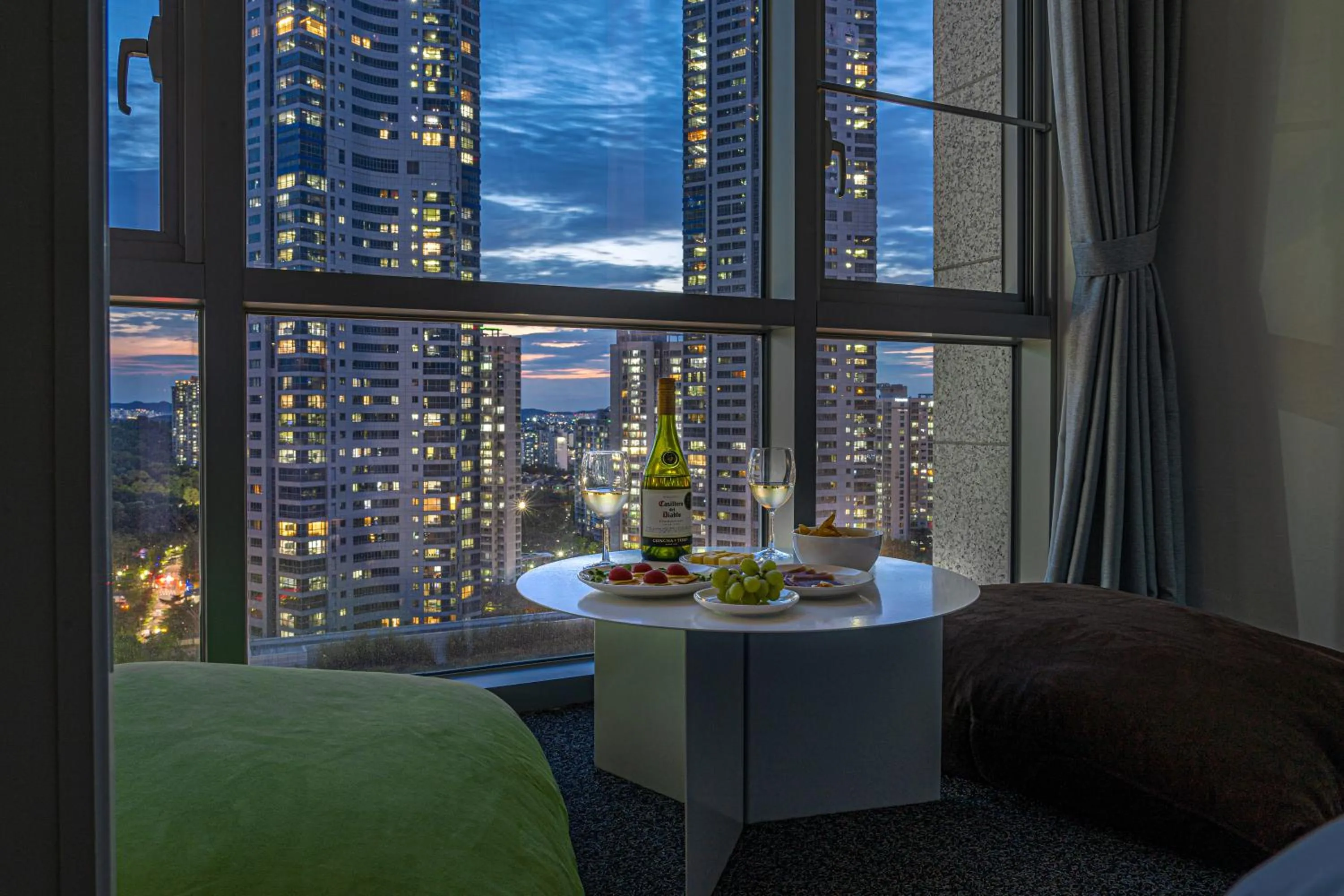 Photo of the whole room in Urbanstay Residence Dongtan