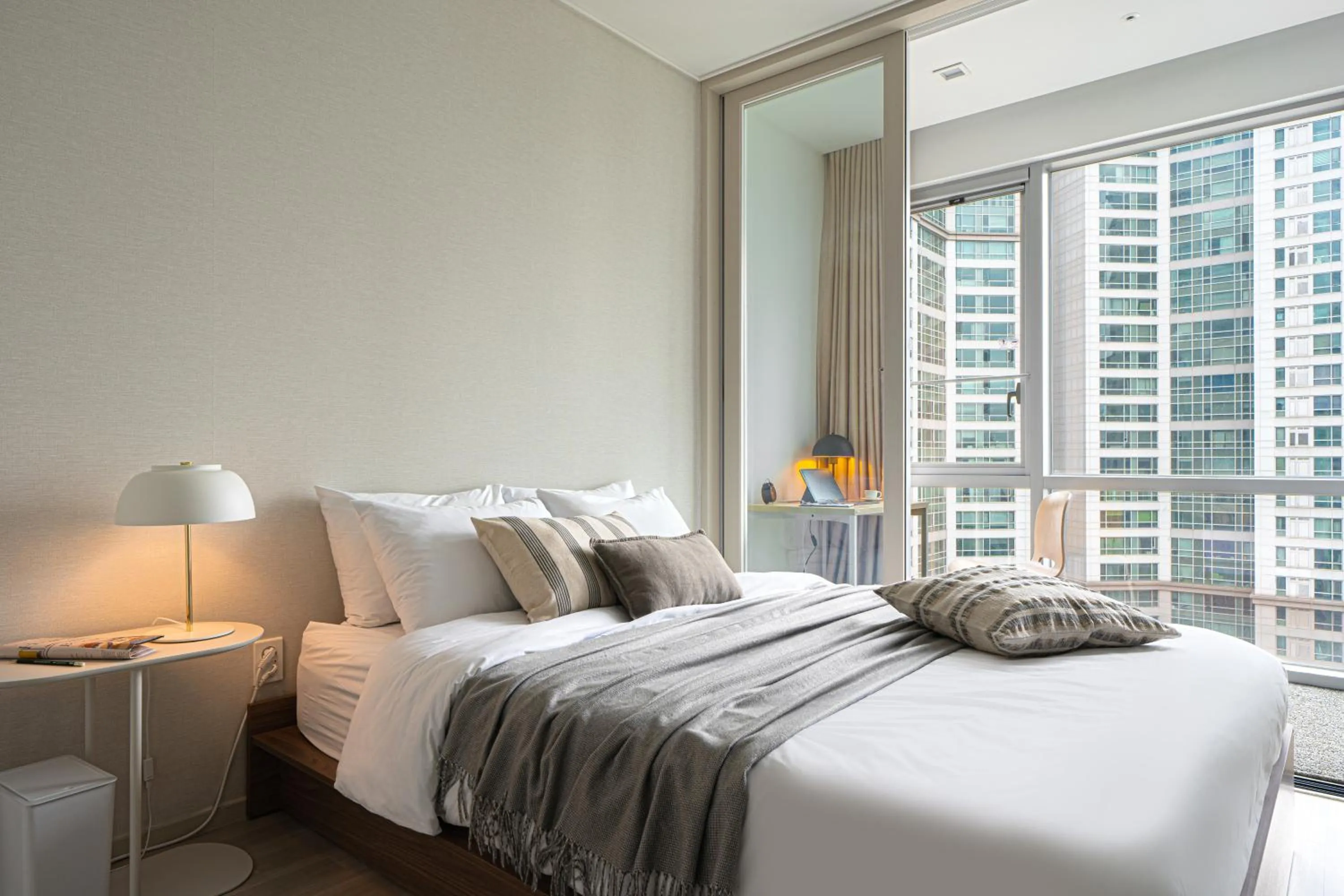 Bed in Urbanstay Residence Dongtan