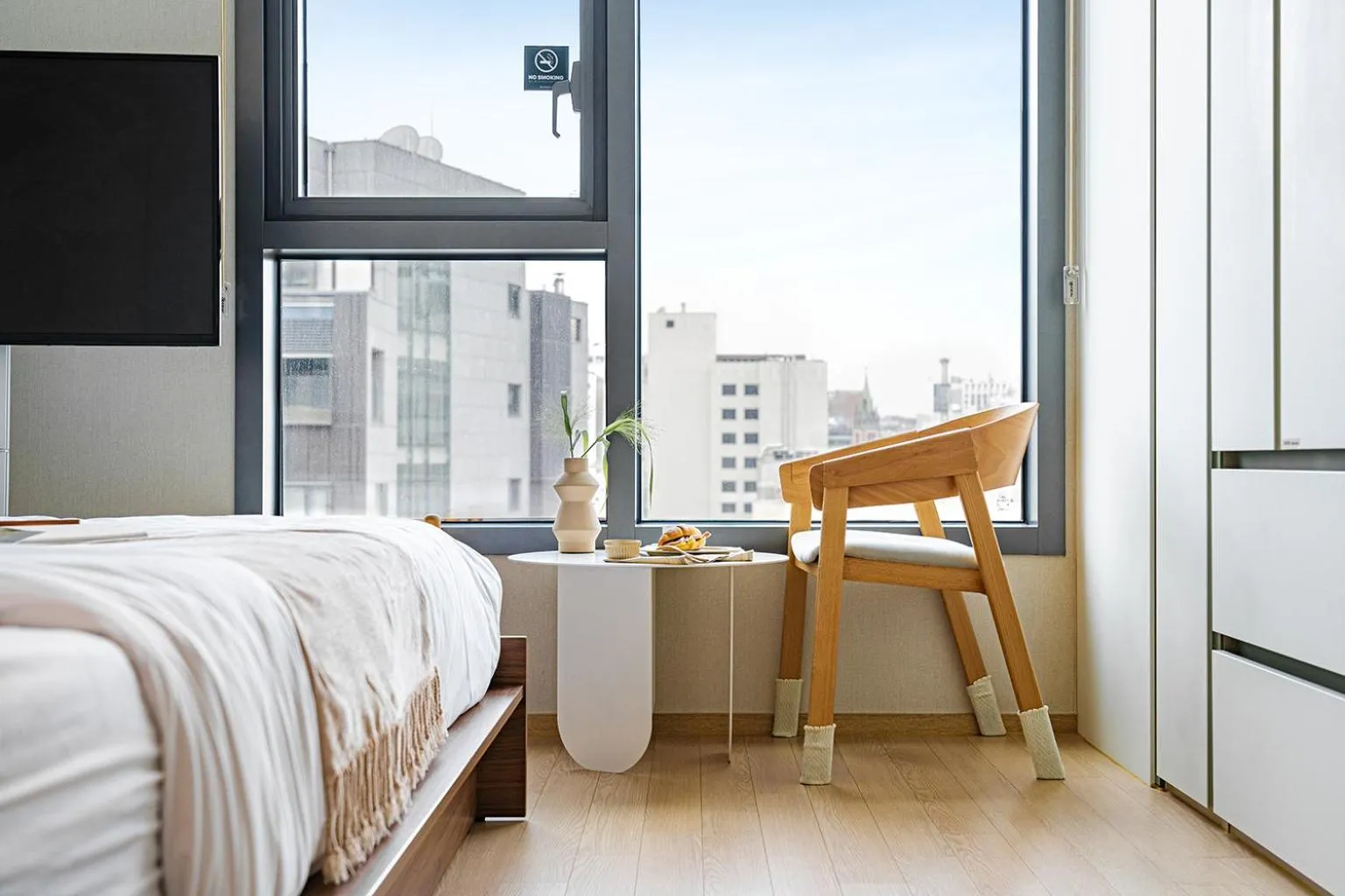 TV and multimedia, Bed in Urbanstay Myeongdong