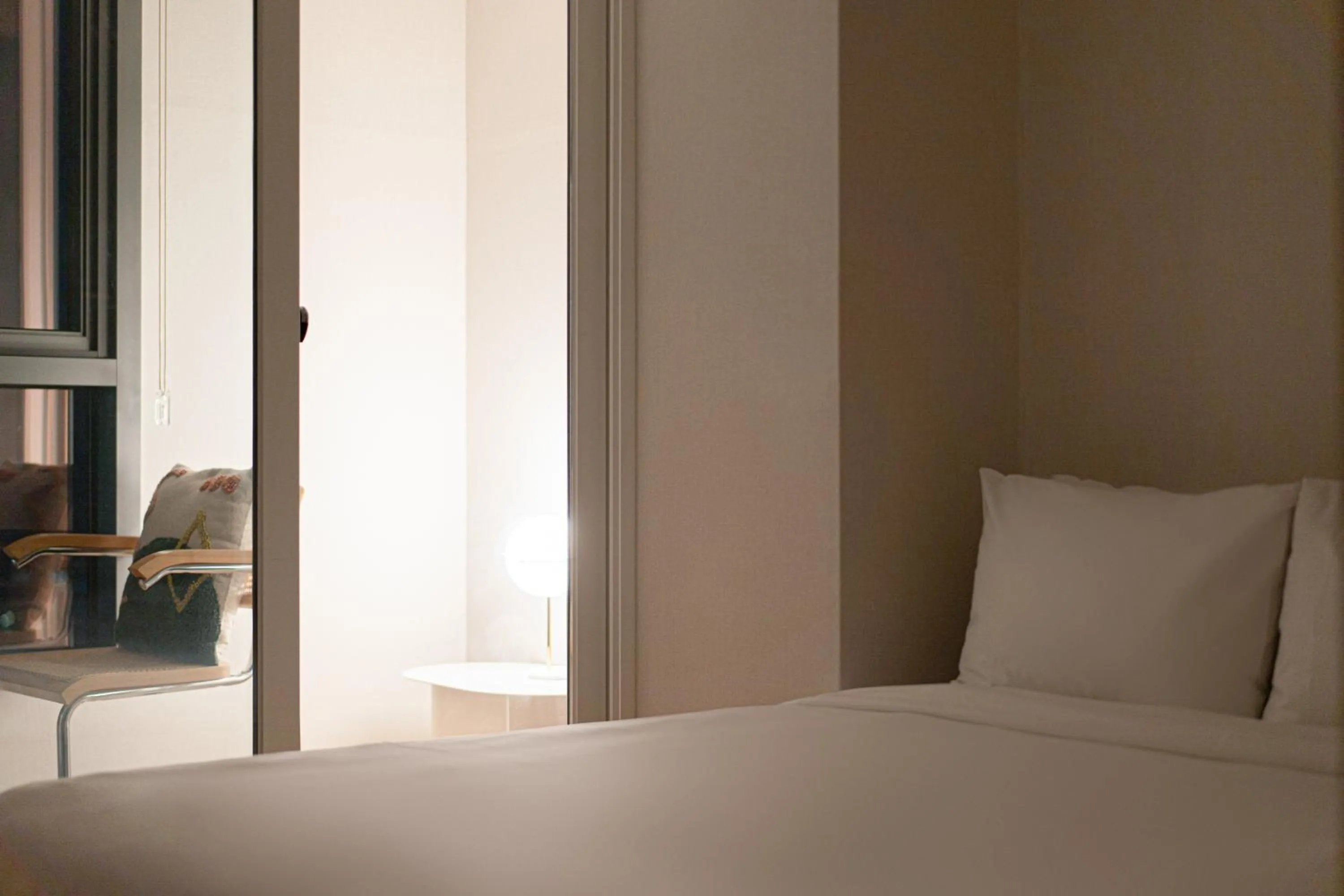 Photo of the whole room, Bed in Urbanstay Myeongdong