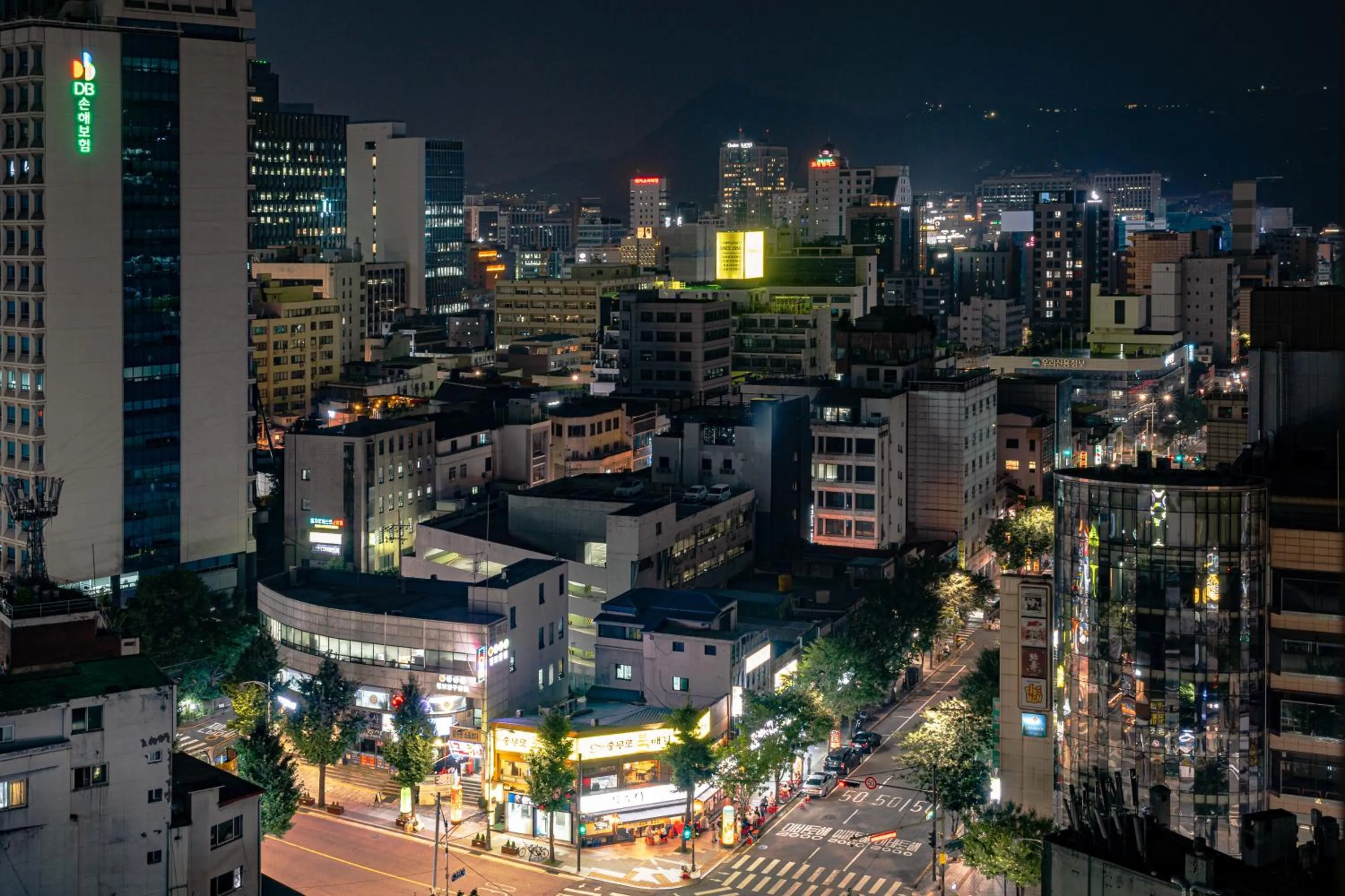 Night in Urbanstay Myeongdong