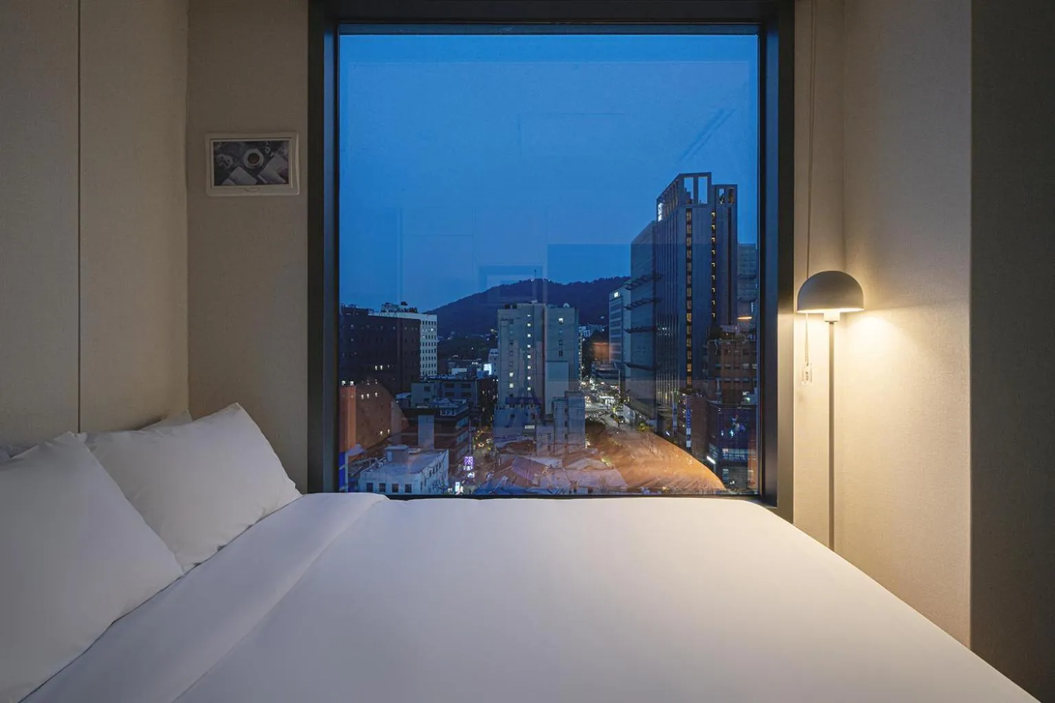 View (from property/room), Bed in Urbanstay Myeongdong