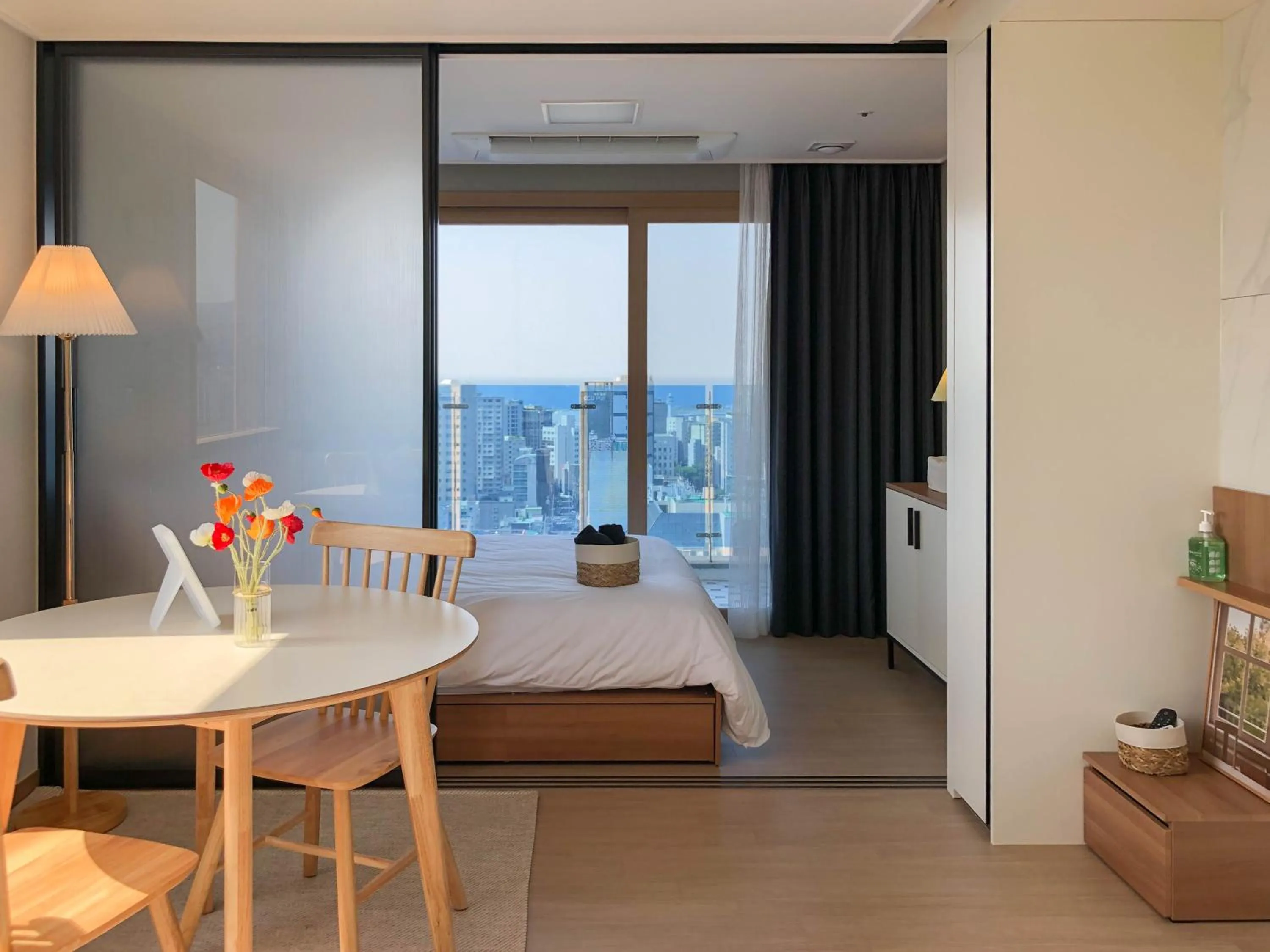 Bed in Urbanstay Jeju Airport