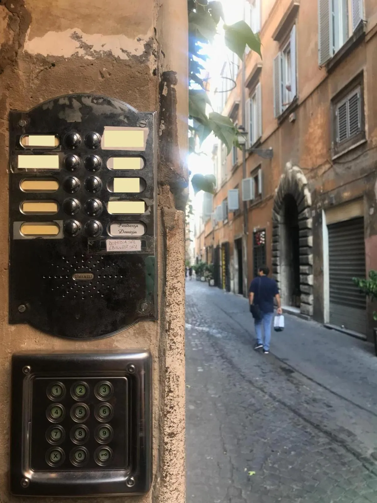 Facade/entrance in Residenza Domizia