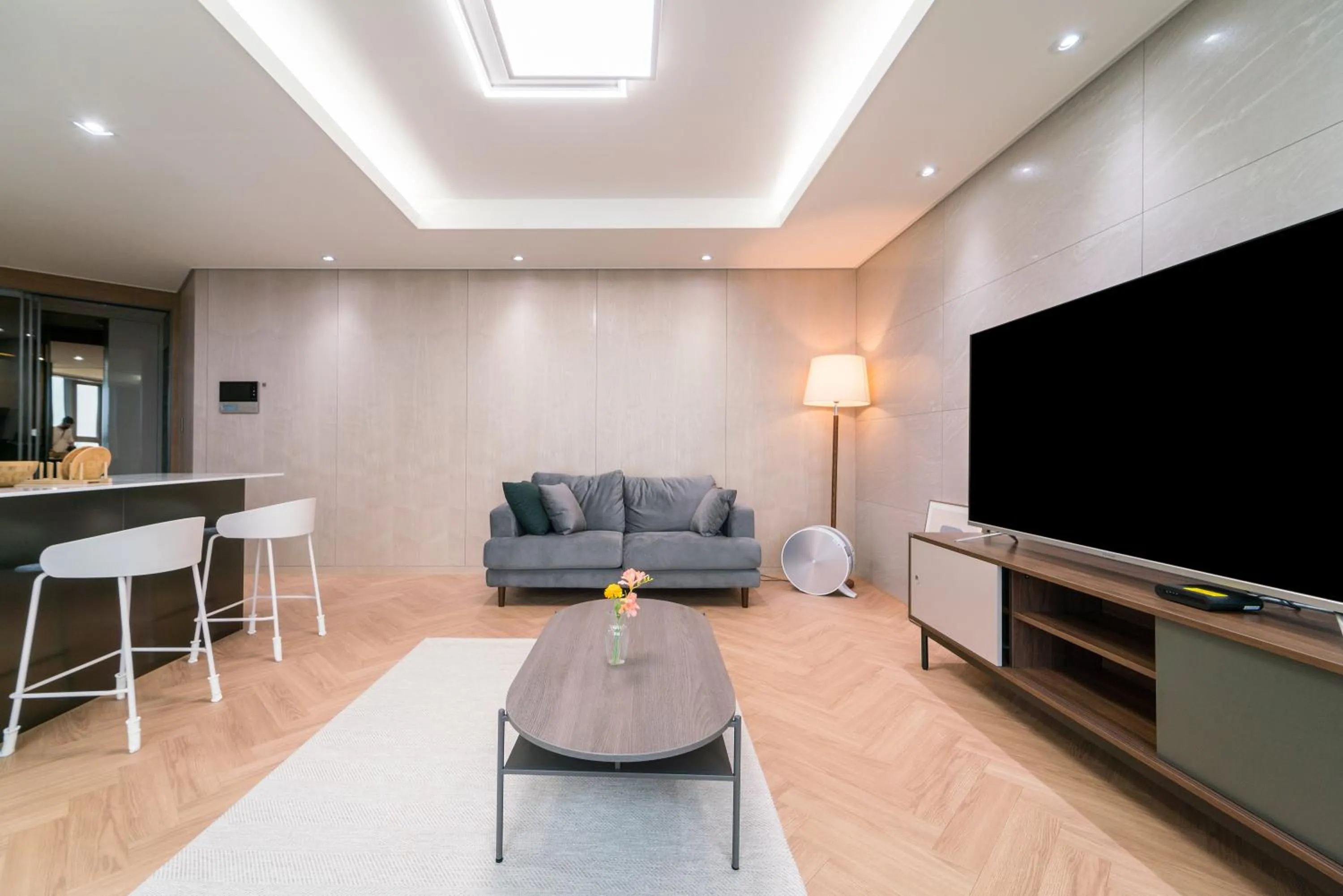 TV and multimedia in Le Collective Busan station