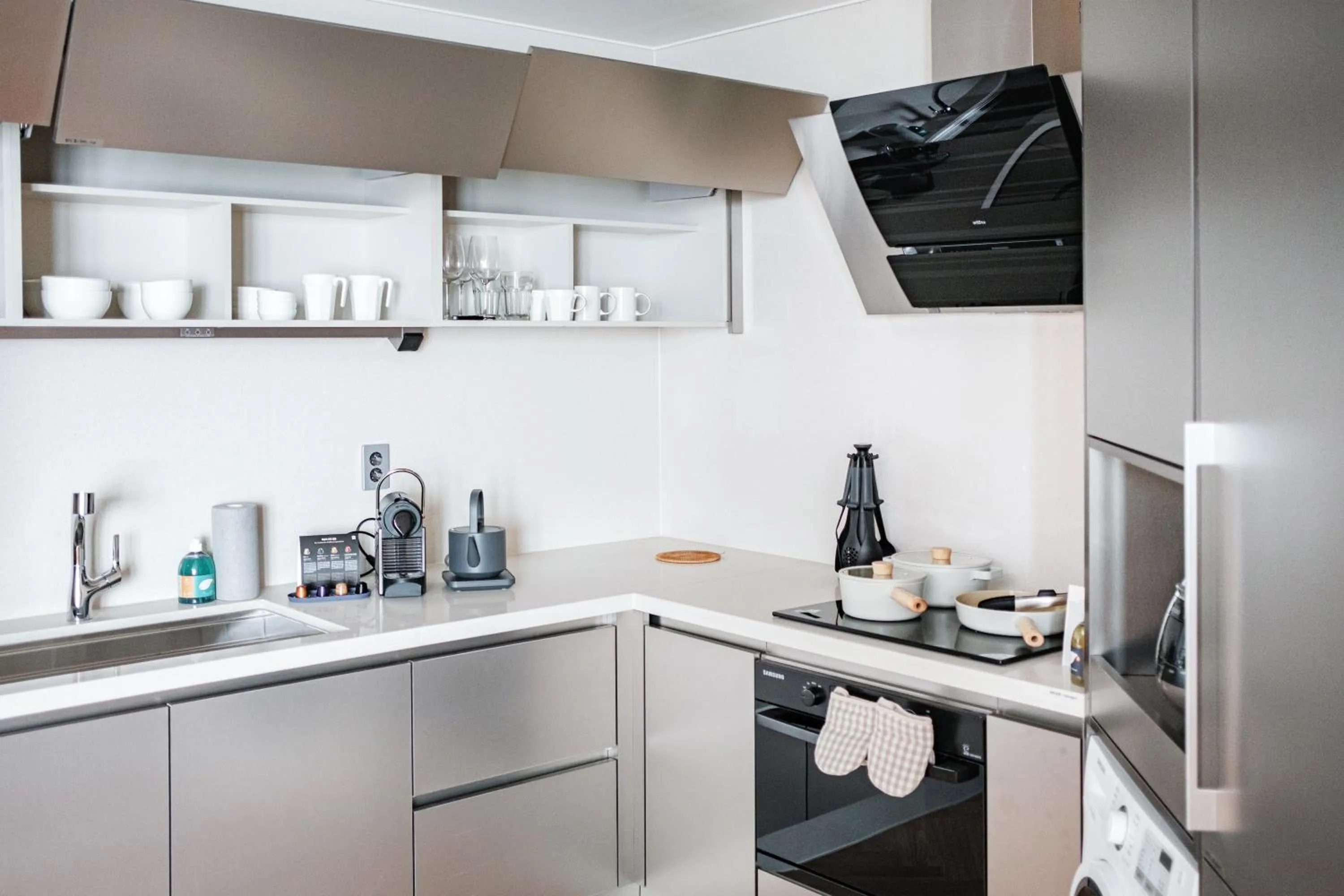 Kitchen or kitchenette in Le Collective Busan station