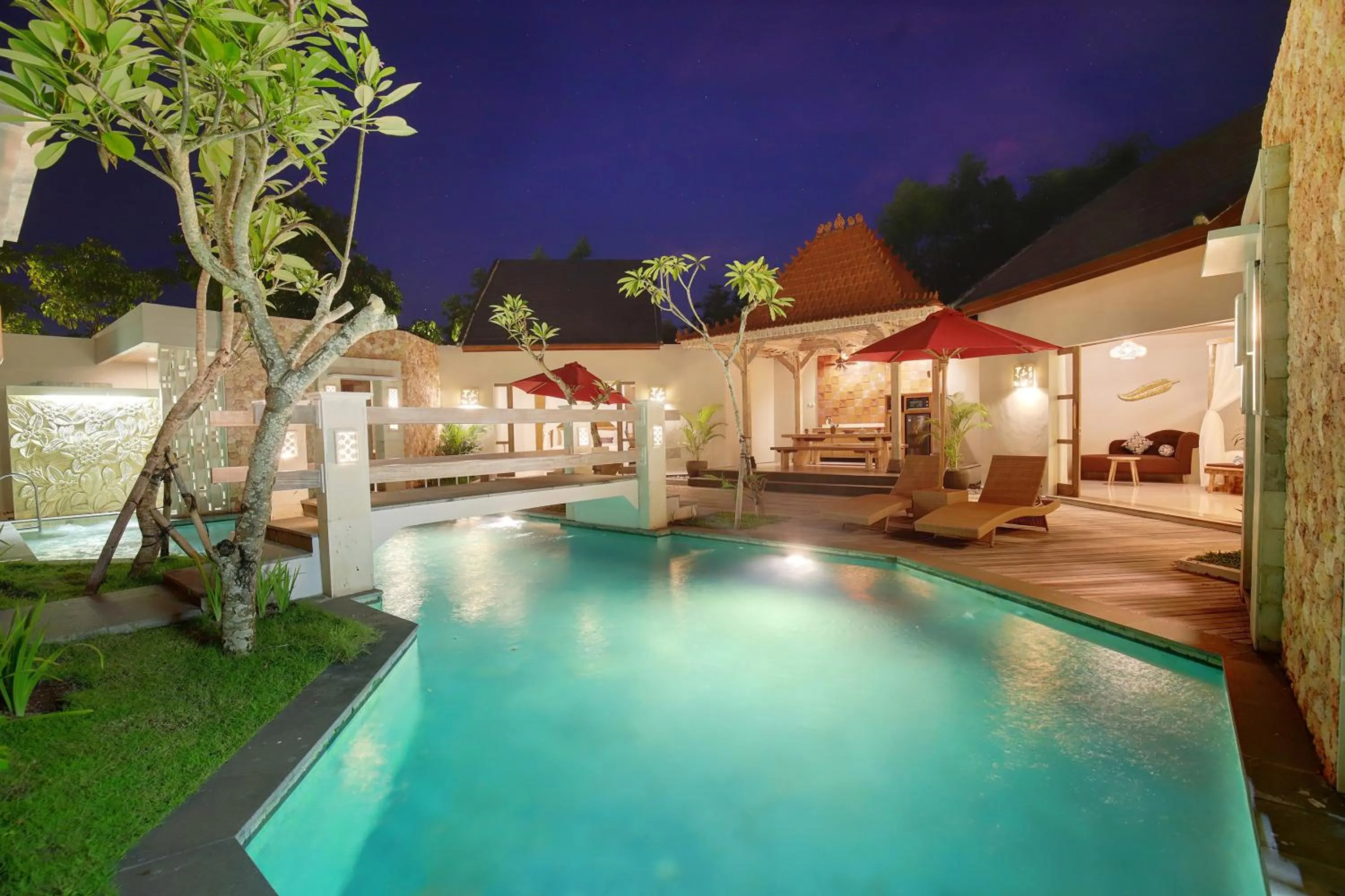 Swimming pool in Vivara Bali Private Pool Villas & Spa Retreat