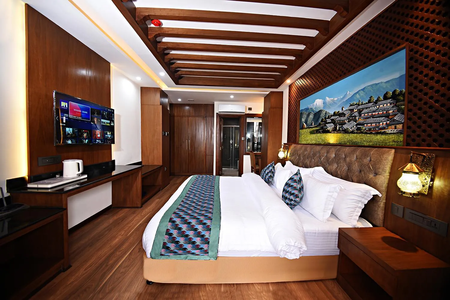 Living room, Bed in Everest Boutique Hotel