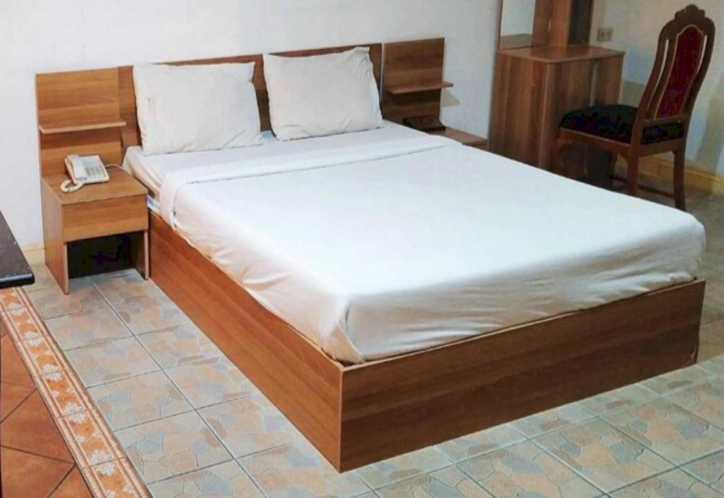 Photo of the whole room, Bed in OYO 75466 -13 Coins Bang Yai Hotel