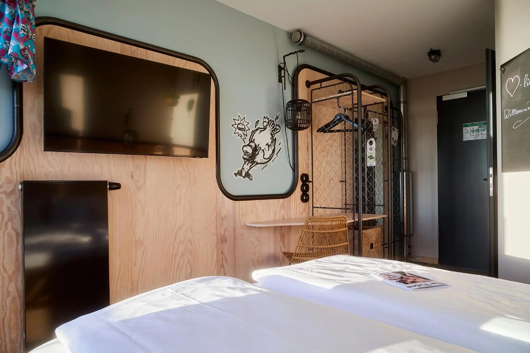 Photo of the whole room, Bed in Bretterbude Büsum