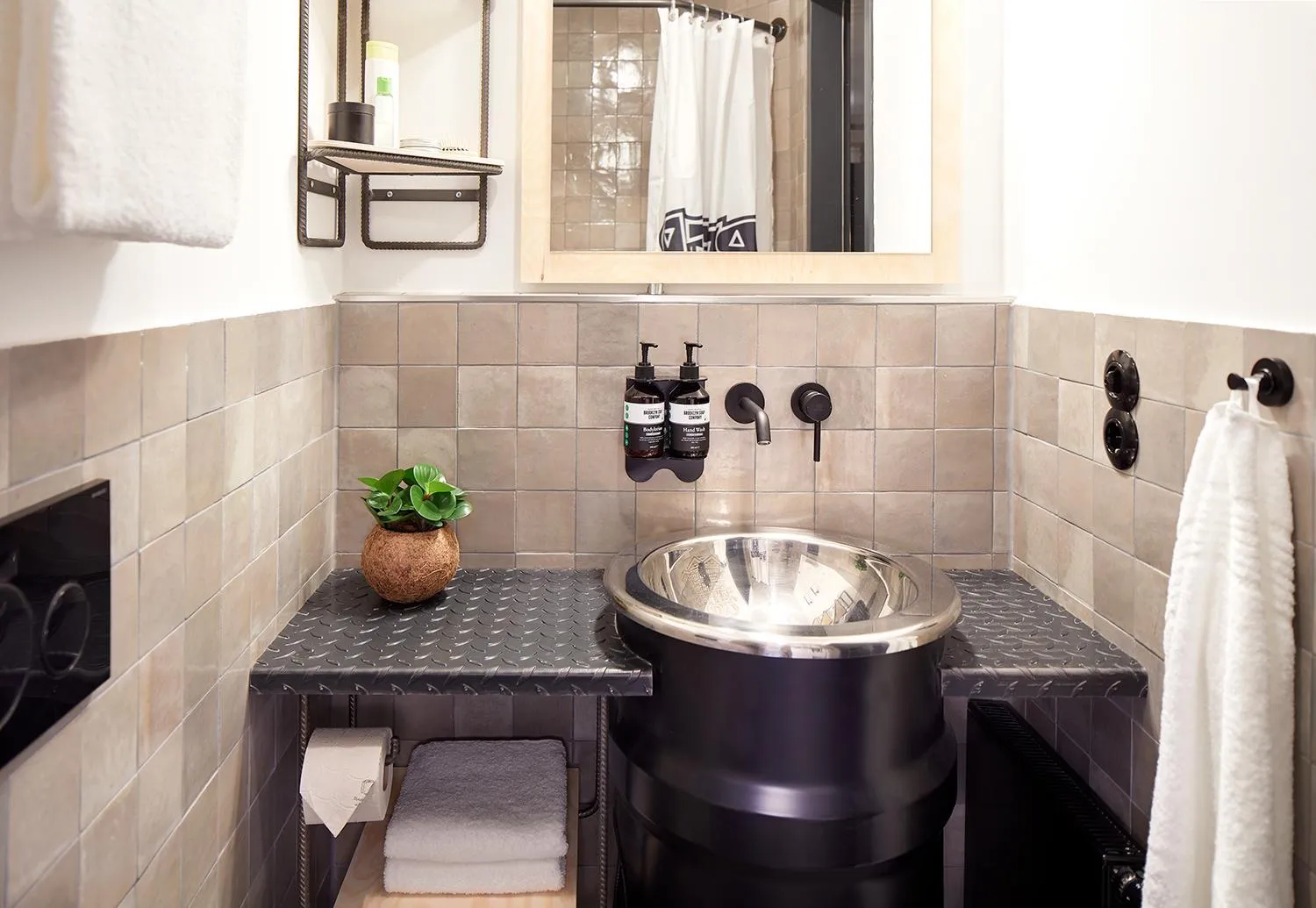 Toilet in Bretterbude Büsum