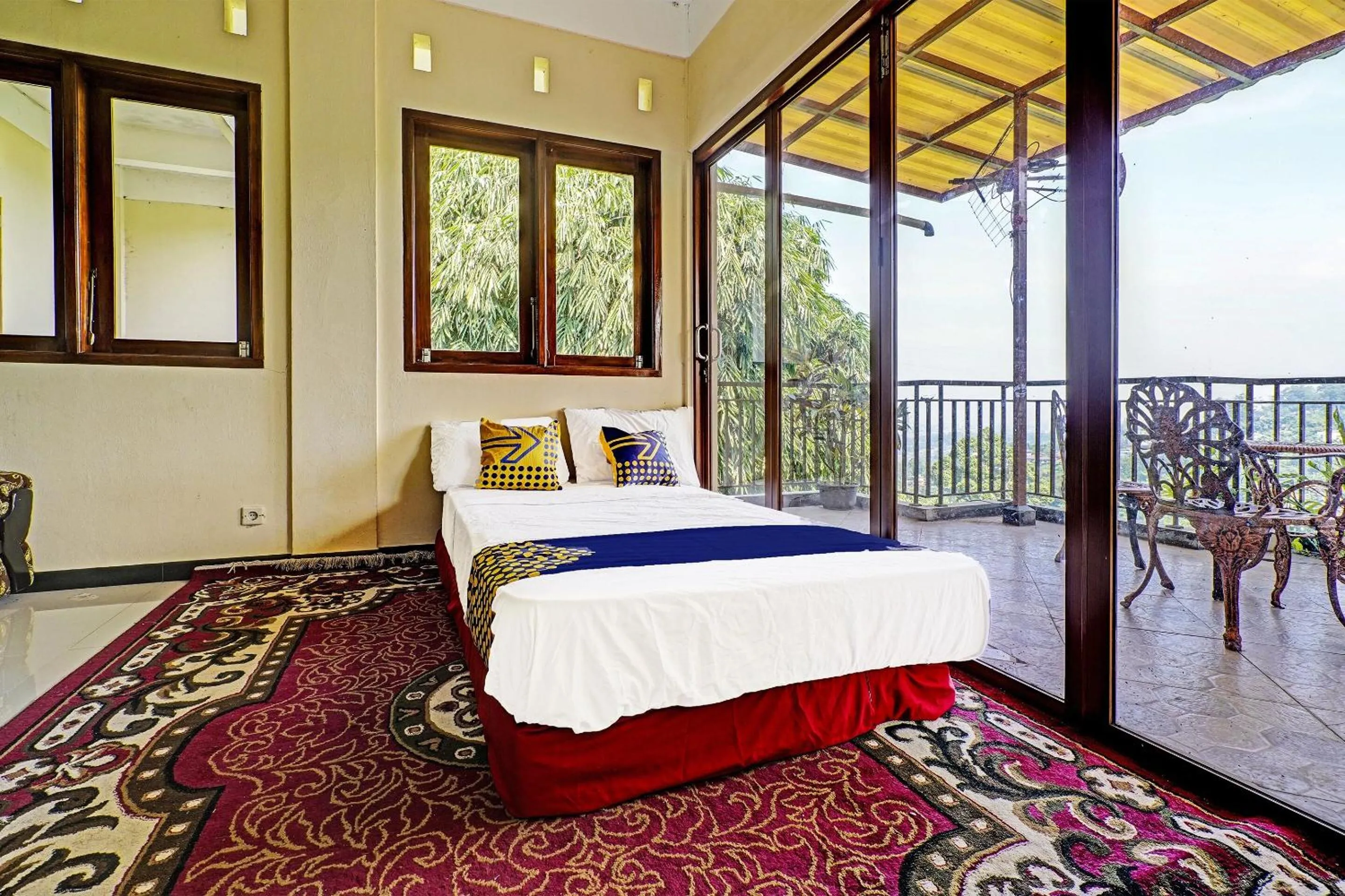 Bedroom in SPOT ON 91468 Pondok Shofa Mc Syariah