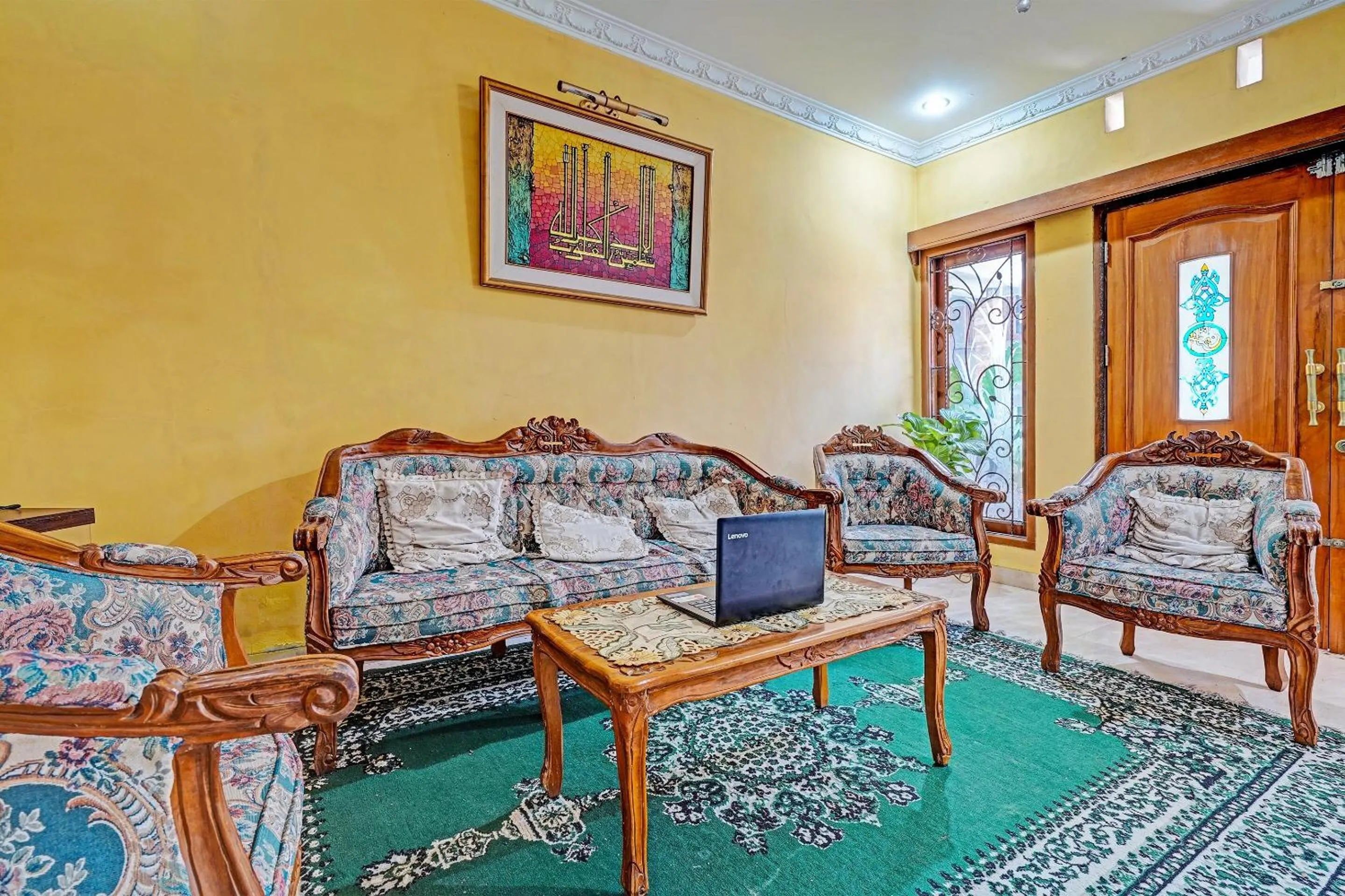 Lobby or reception in SPOT ON 91468 Pondok Shofa Mc Syariah