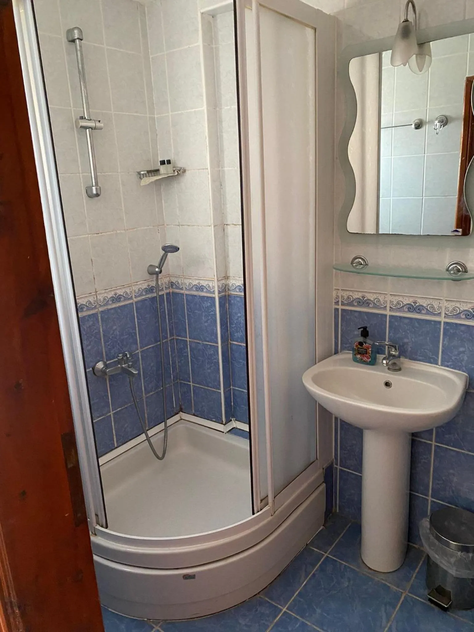 Toilet in Sevgi Hotel Kalkan