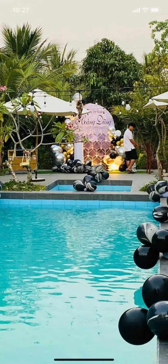 Swimming pool in Hoang Phuc resort