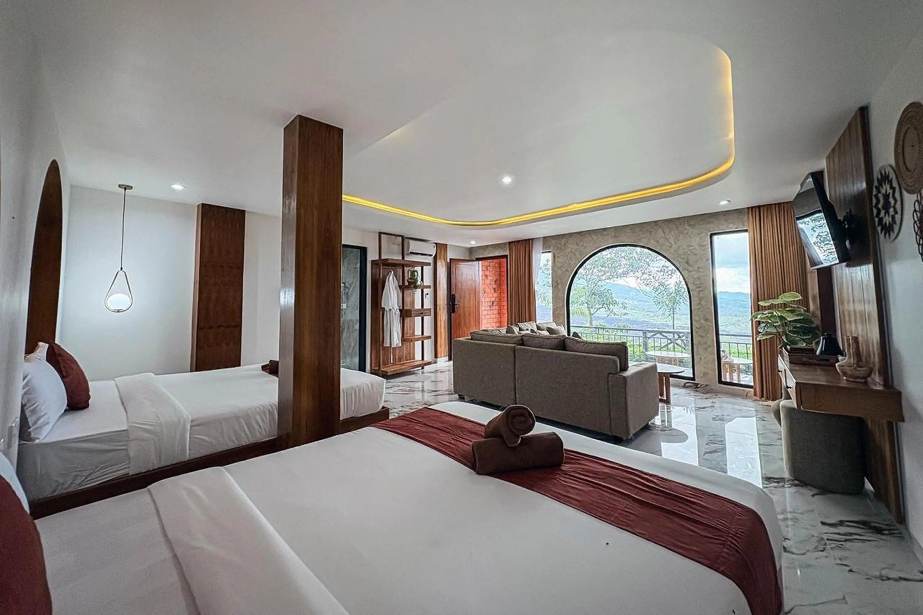 Bedroom, Bed in Caldera Hotel & Restaurant