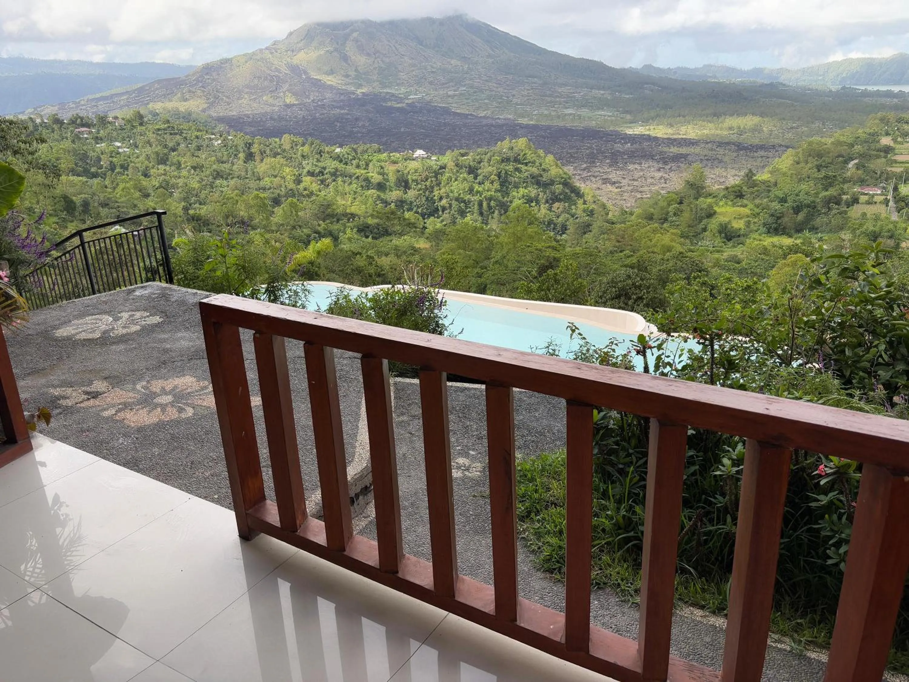 Balcony/Terrace in Caldera Hotel & Restaurant