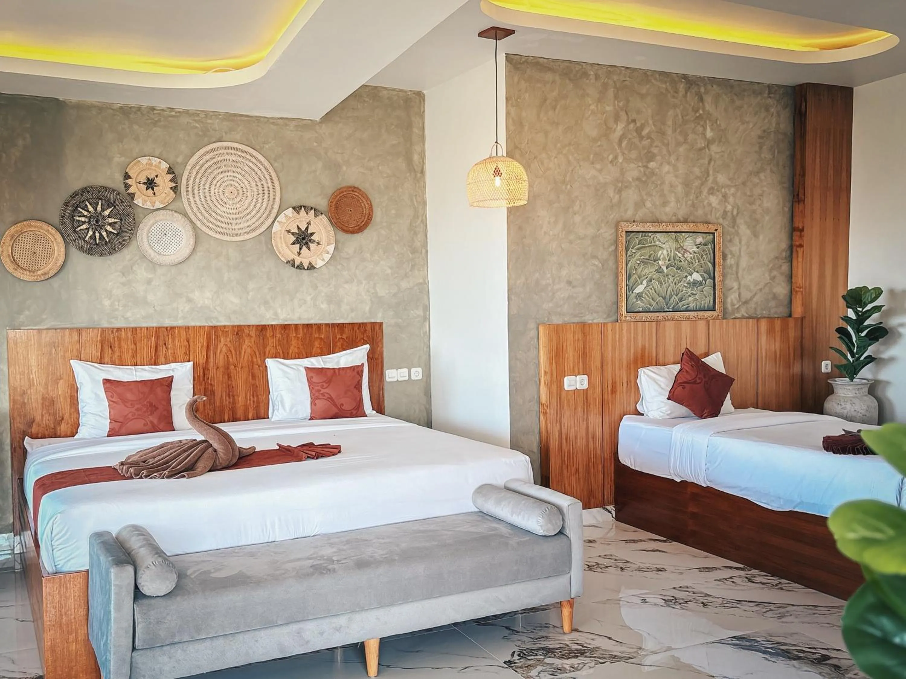 Bed in Caldera Hotel & Restaurant