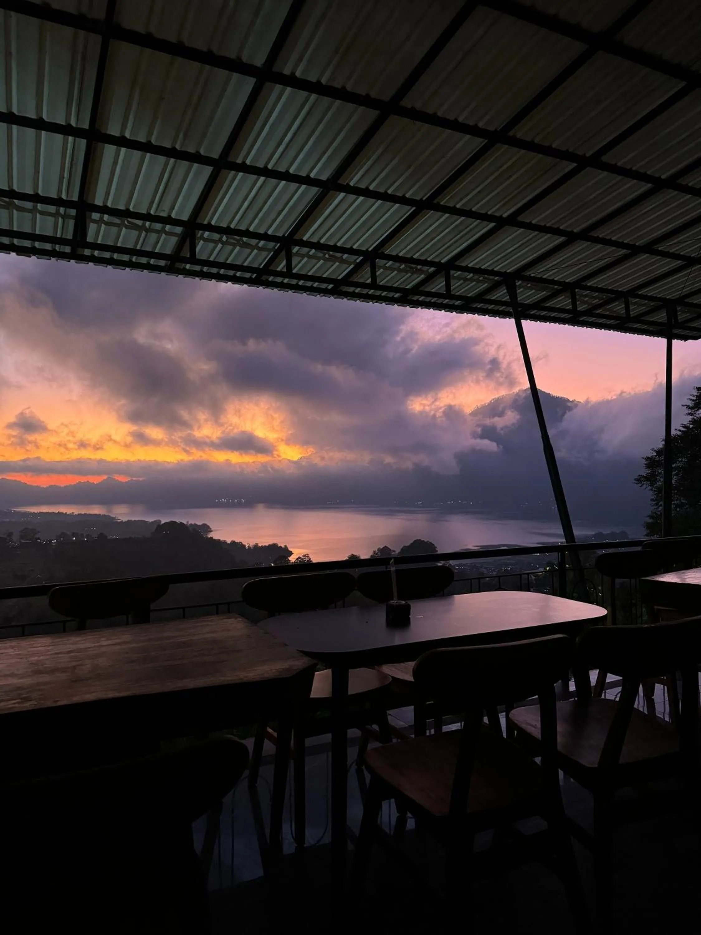 Mountain view in Caldera Hotel & Restaurant