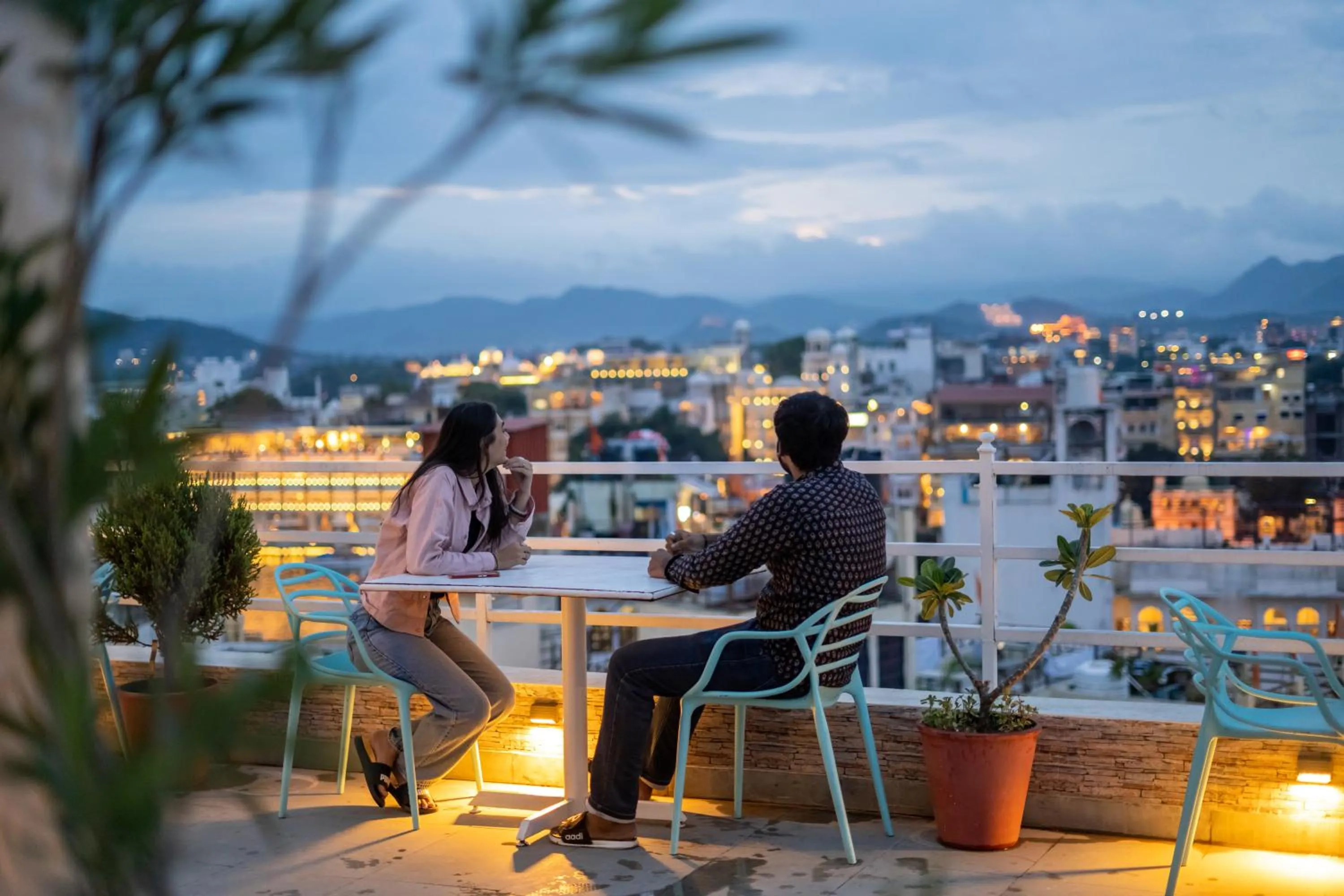 Restaurant/places to eat in Citylights By MUSAFIR