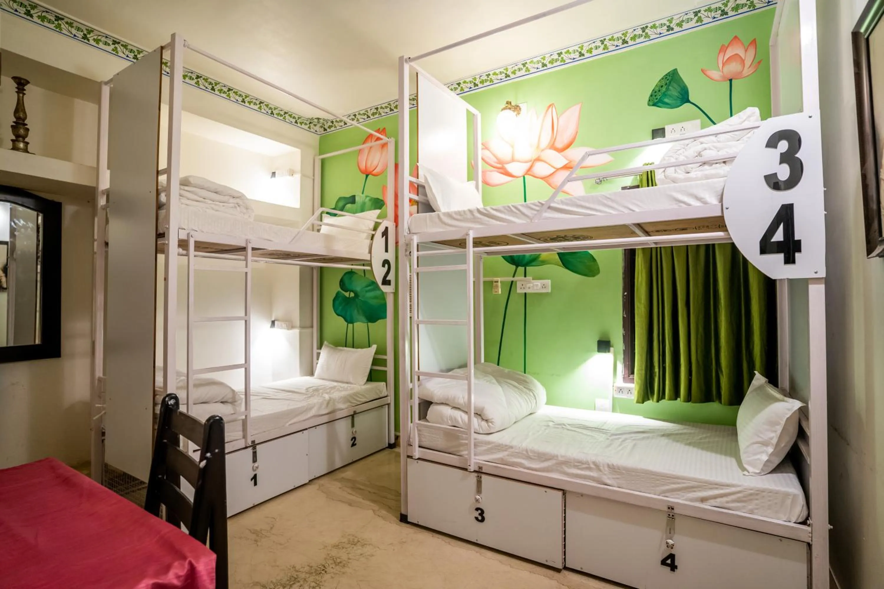 bunk bed, Bed in Citylights By MUSAFIR