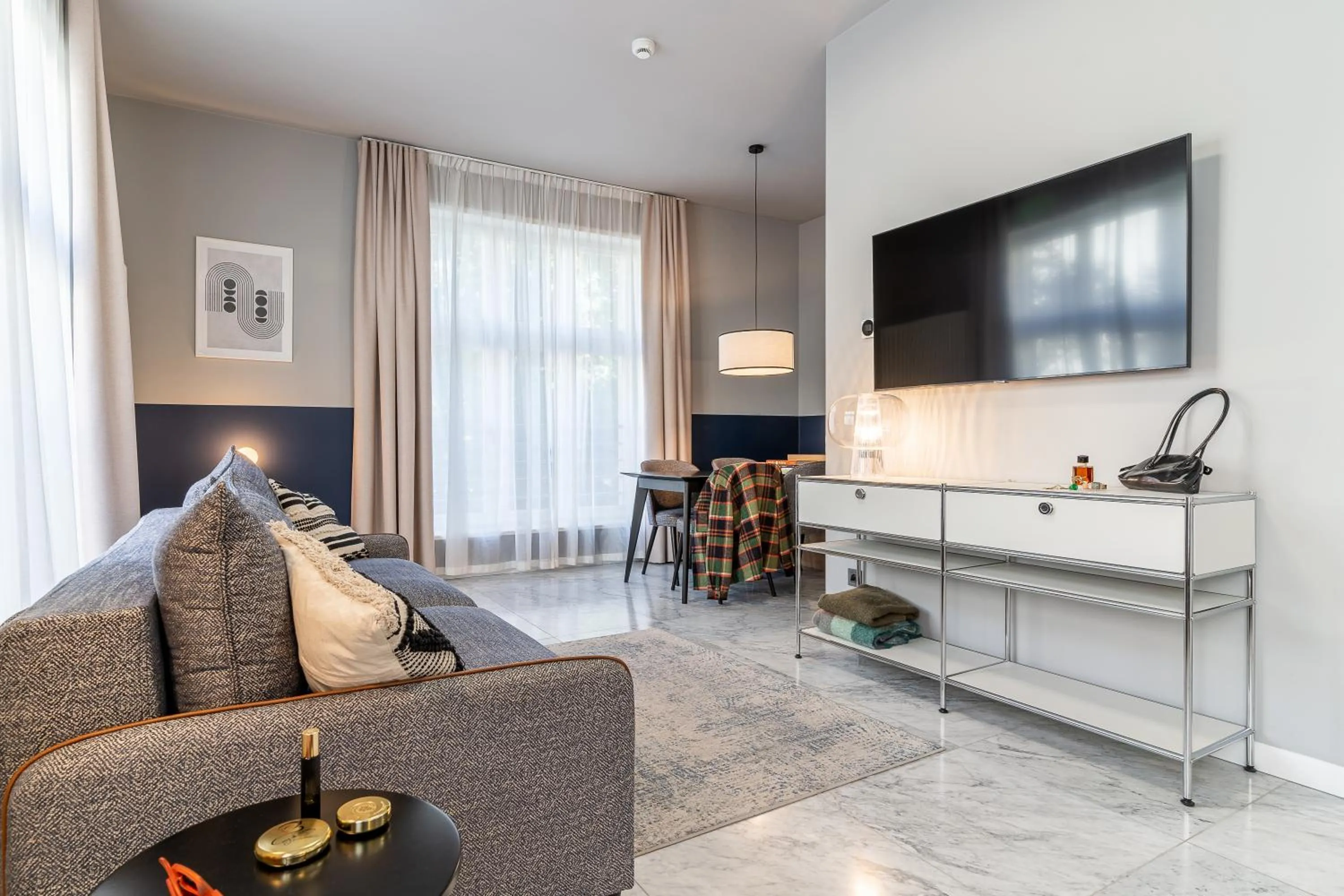 Living room in H11 Aparthotel