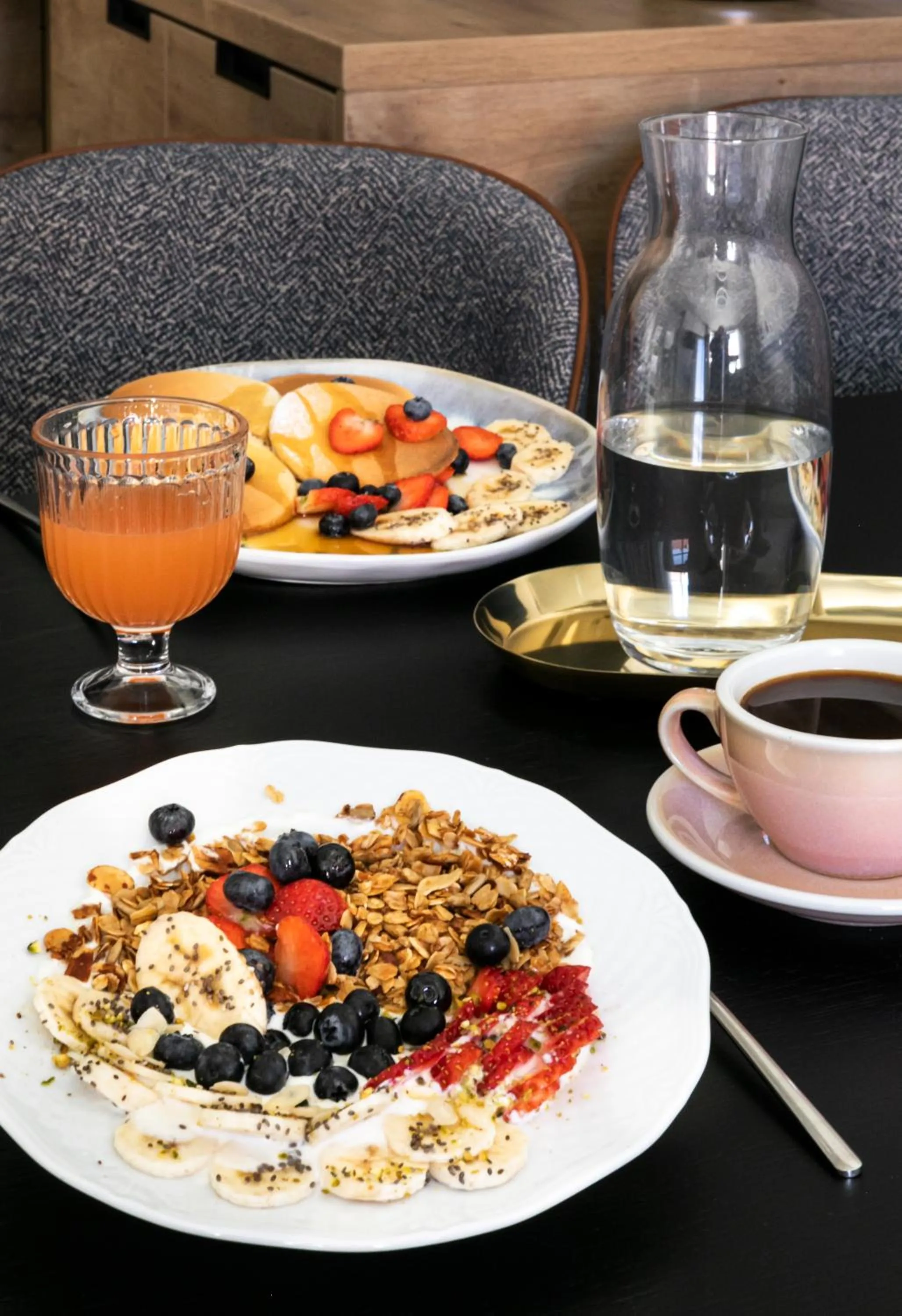 Breakfast in H11 Aparthotel